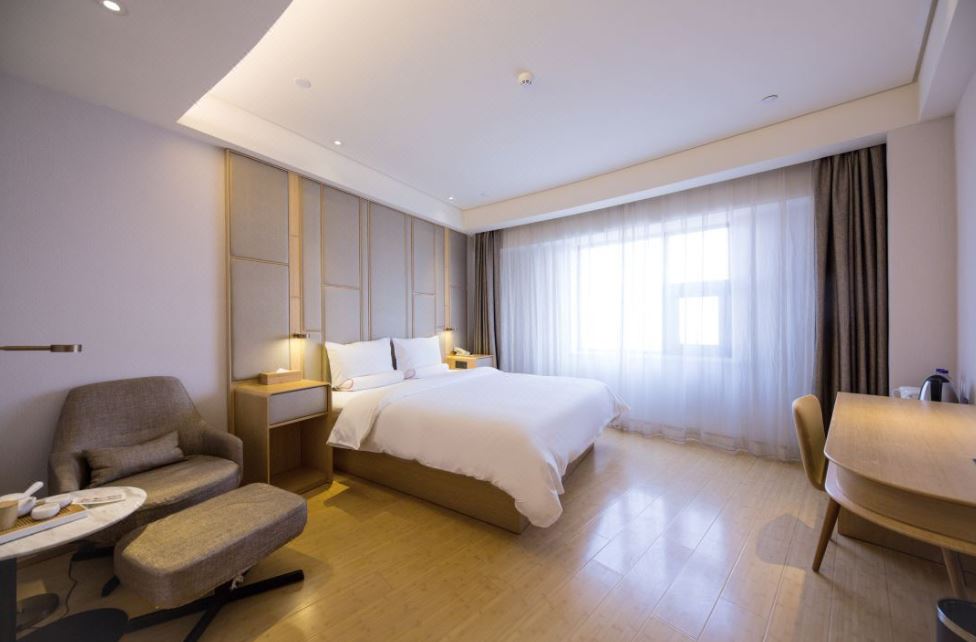 Double Superior Queen Bed