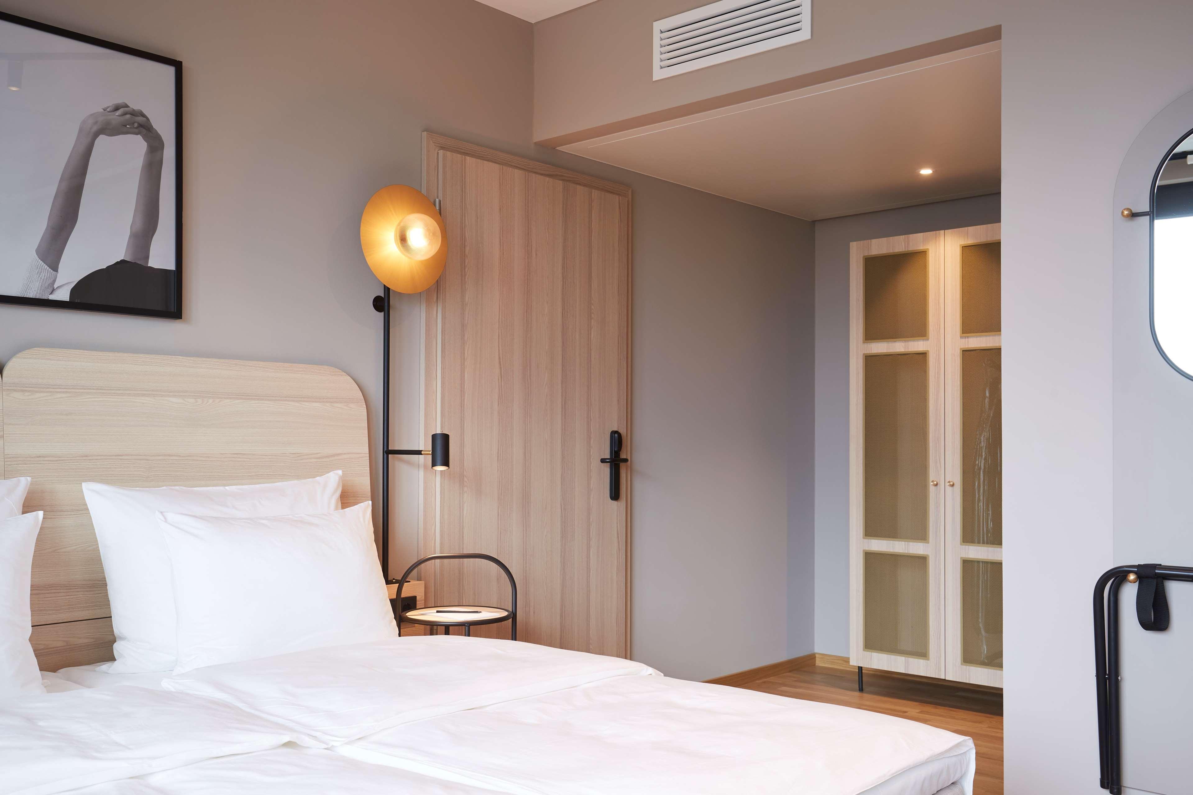 Double King Size Bed