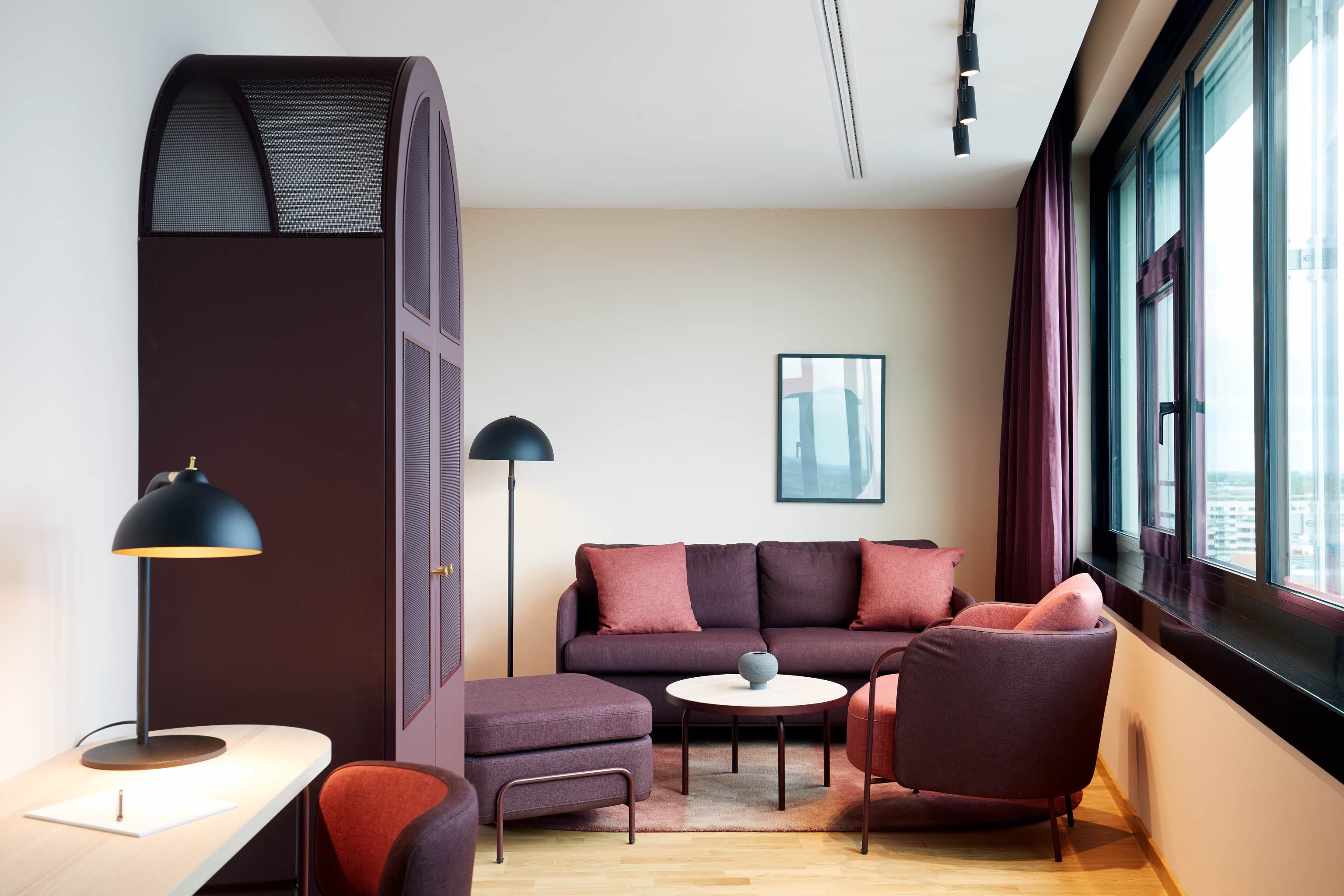 Family Room Superior