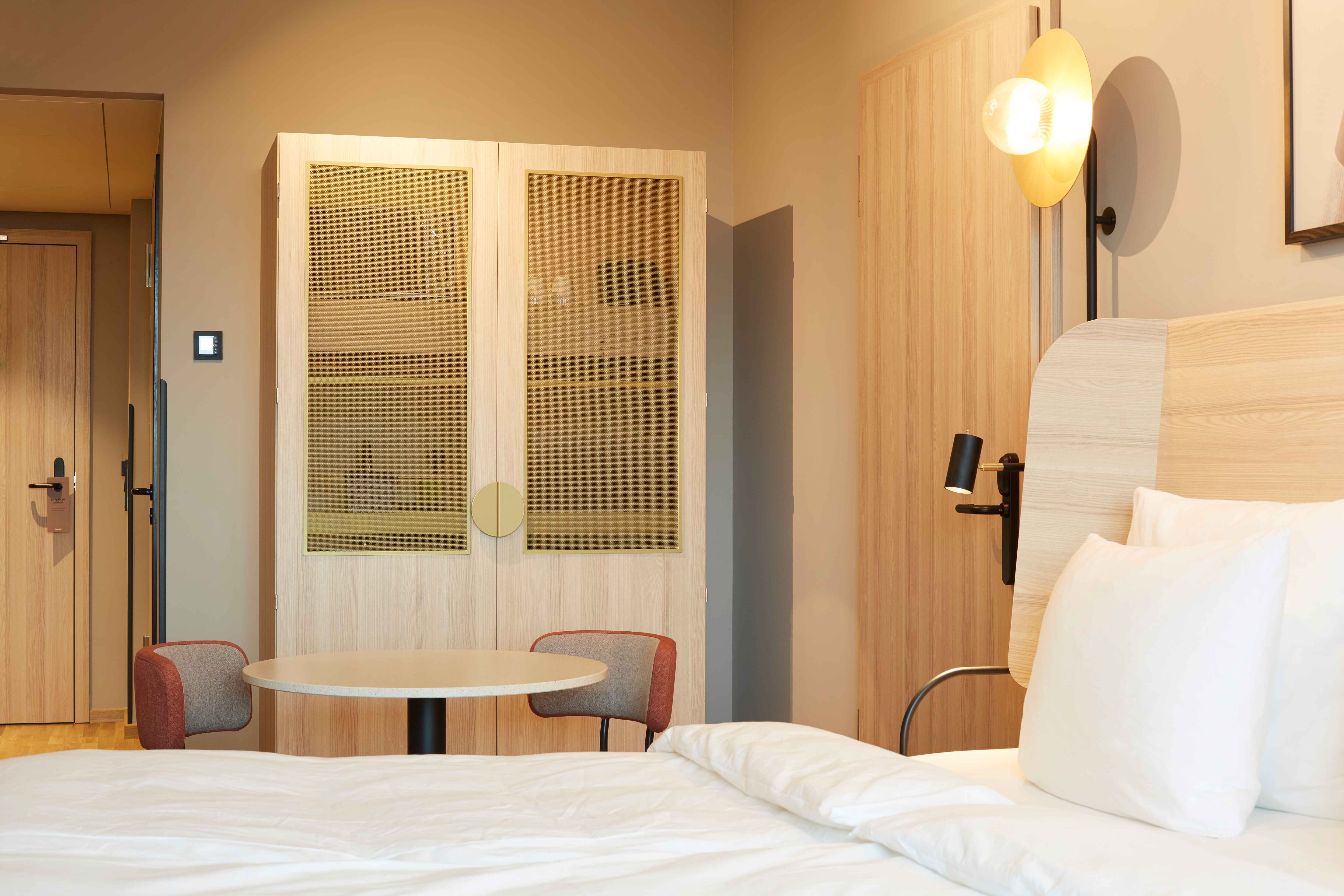 Double Single with Kitchenette