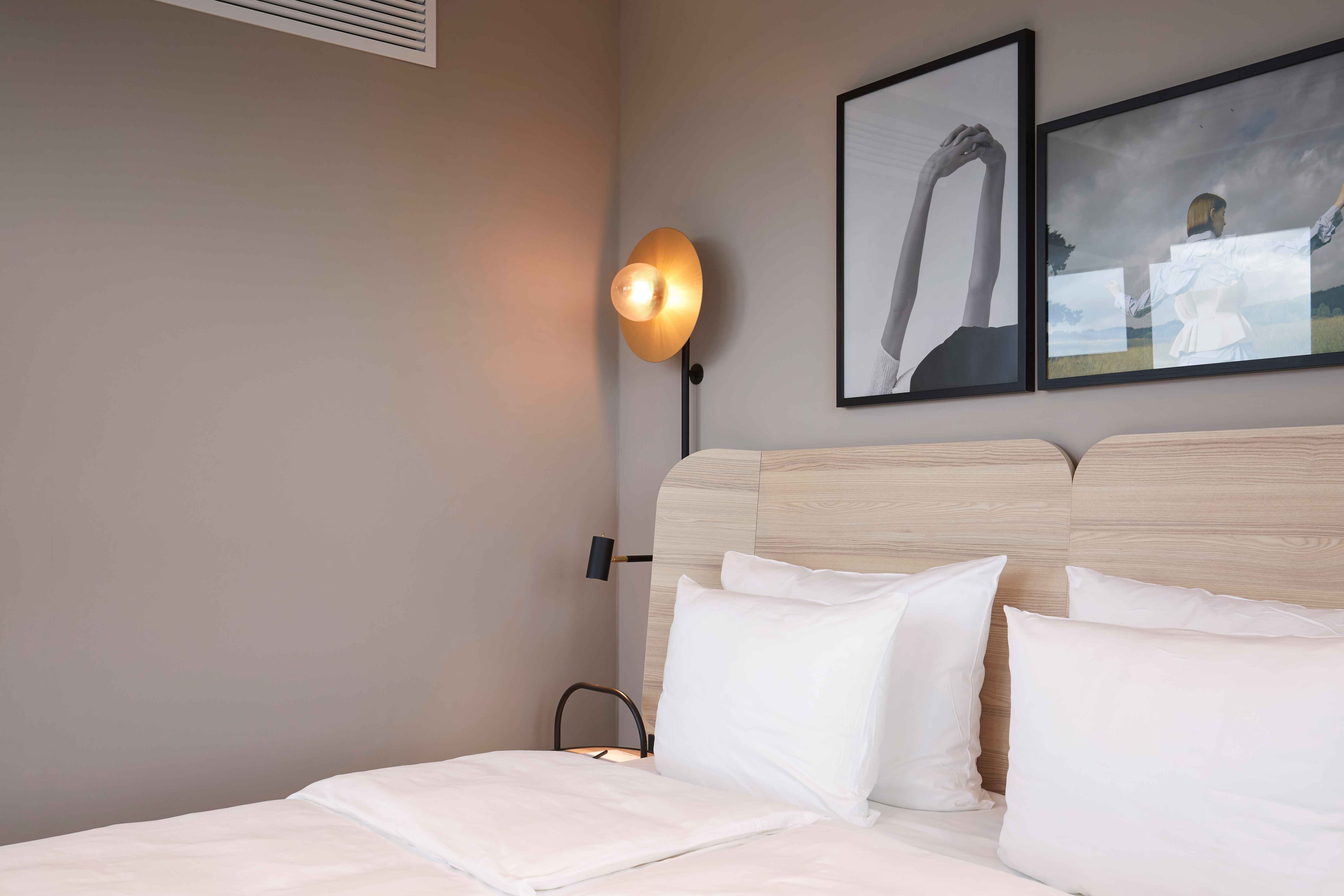 Double King Size Bed