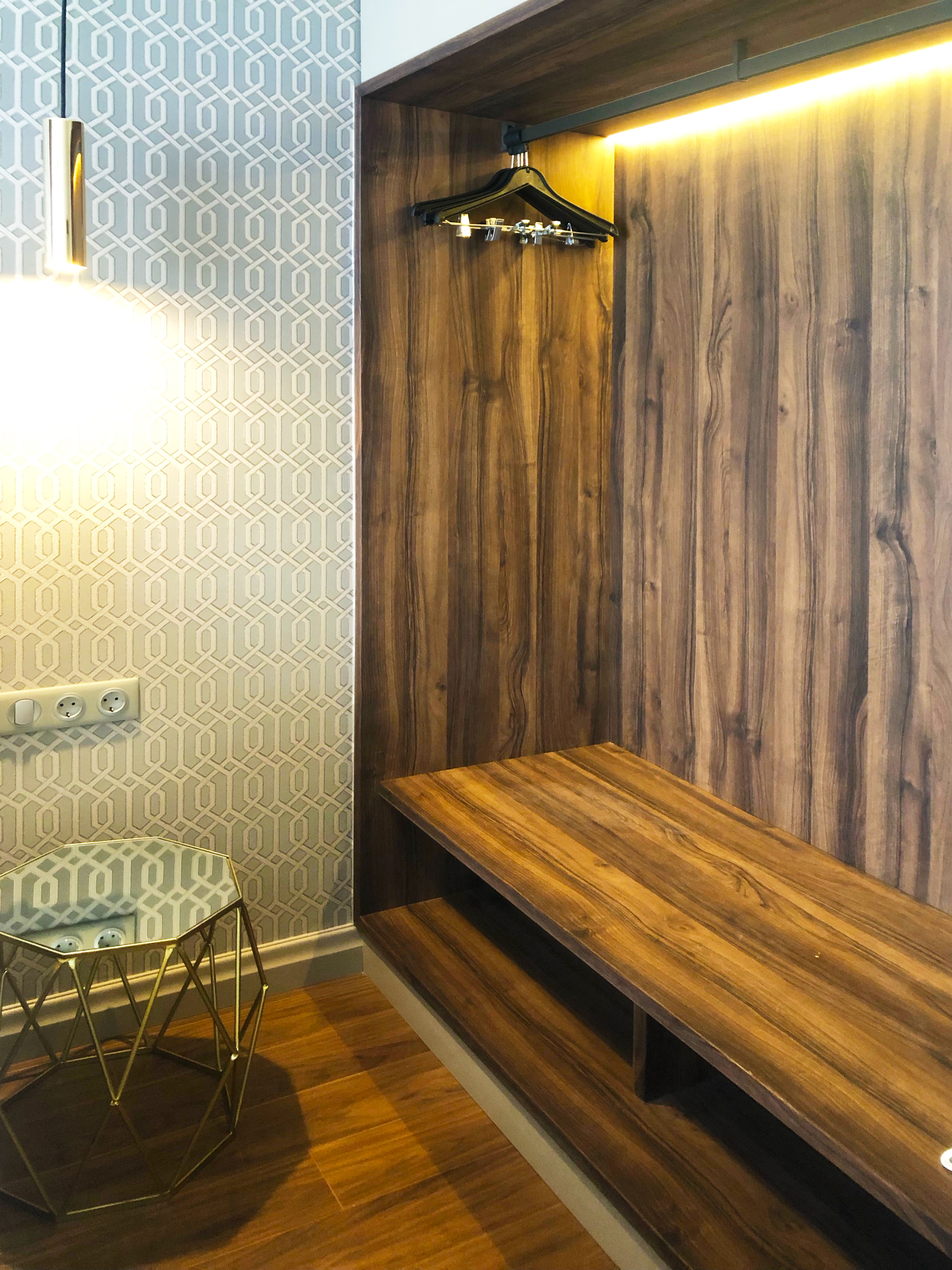 Double or Twin Standard