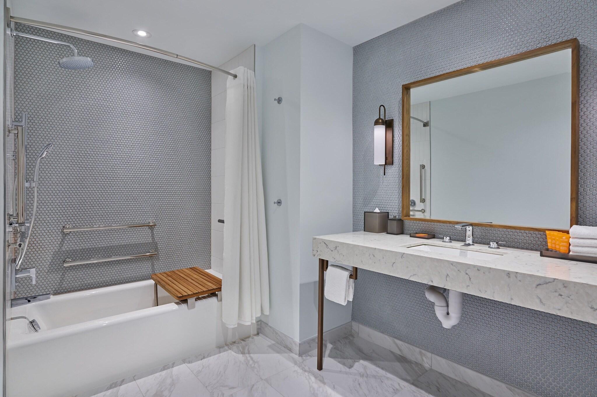 Quadruple Accessible-two Queen Beds