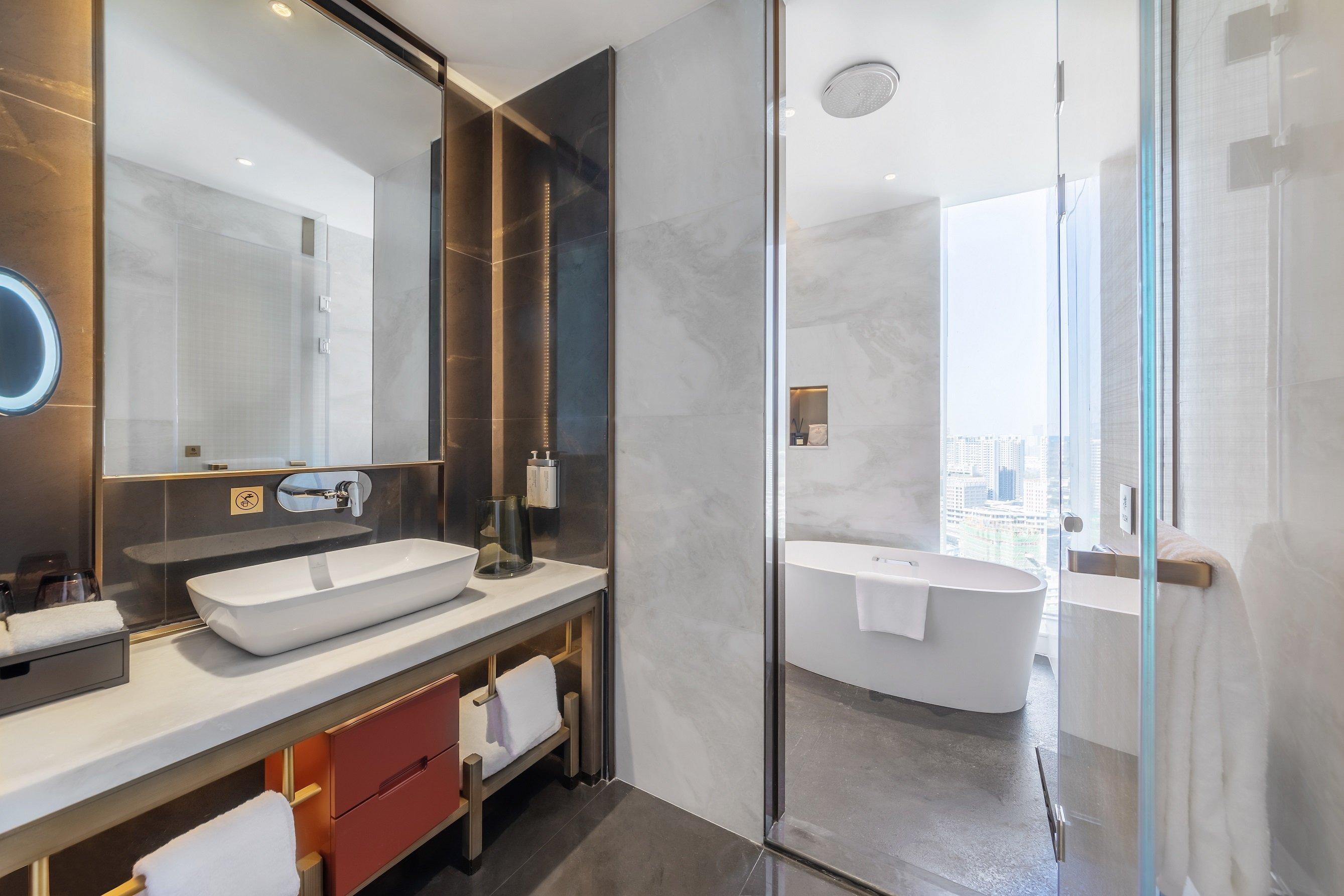 Double Premium Queen Bed