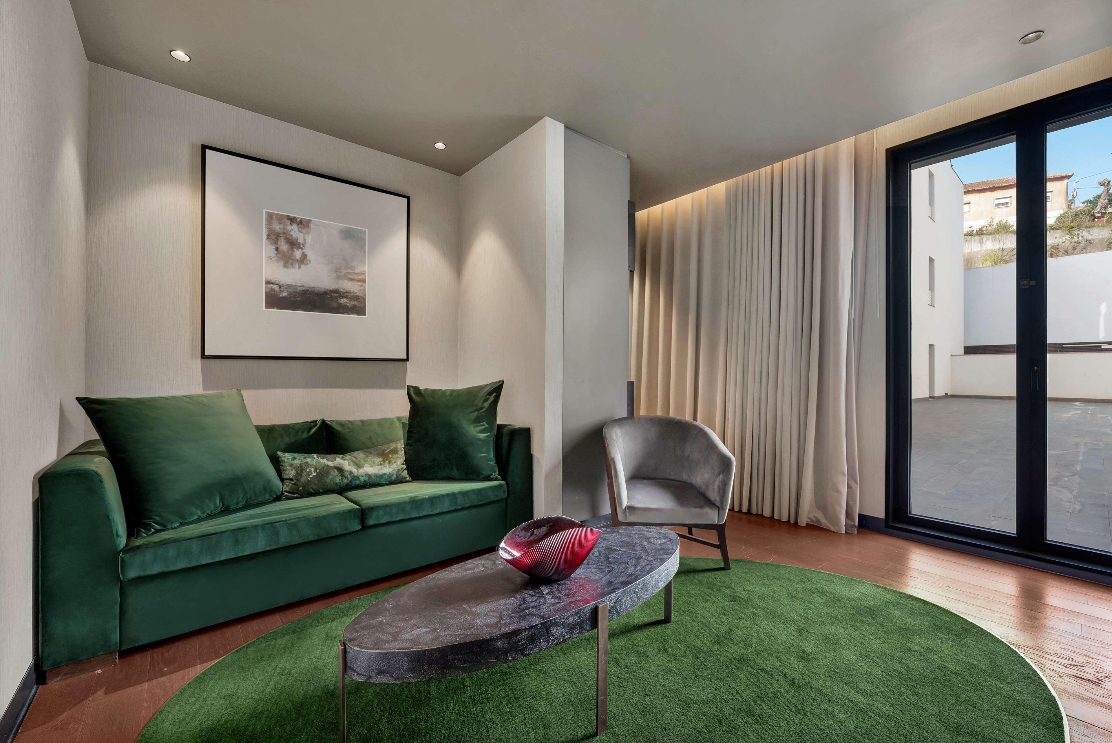 Suite King Bed One Bedroom 