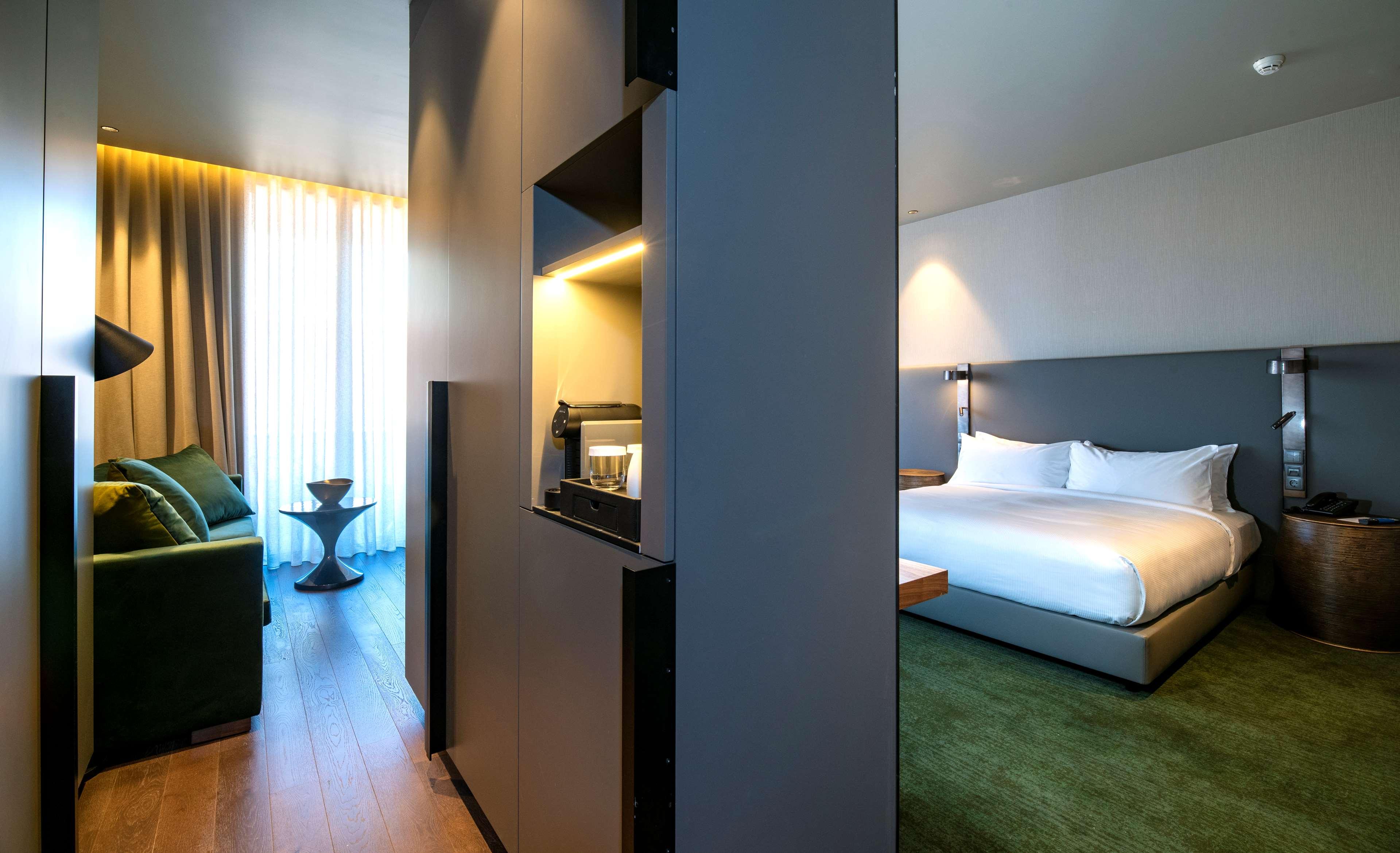 Junior Suite King Size Bed