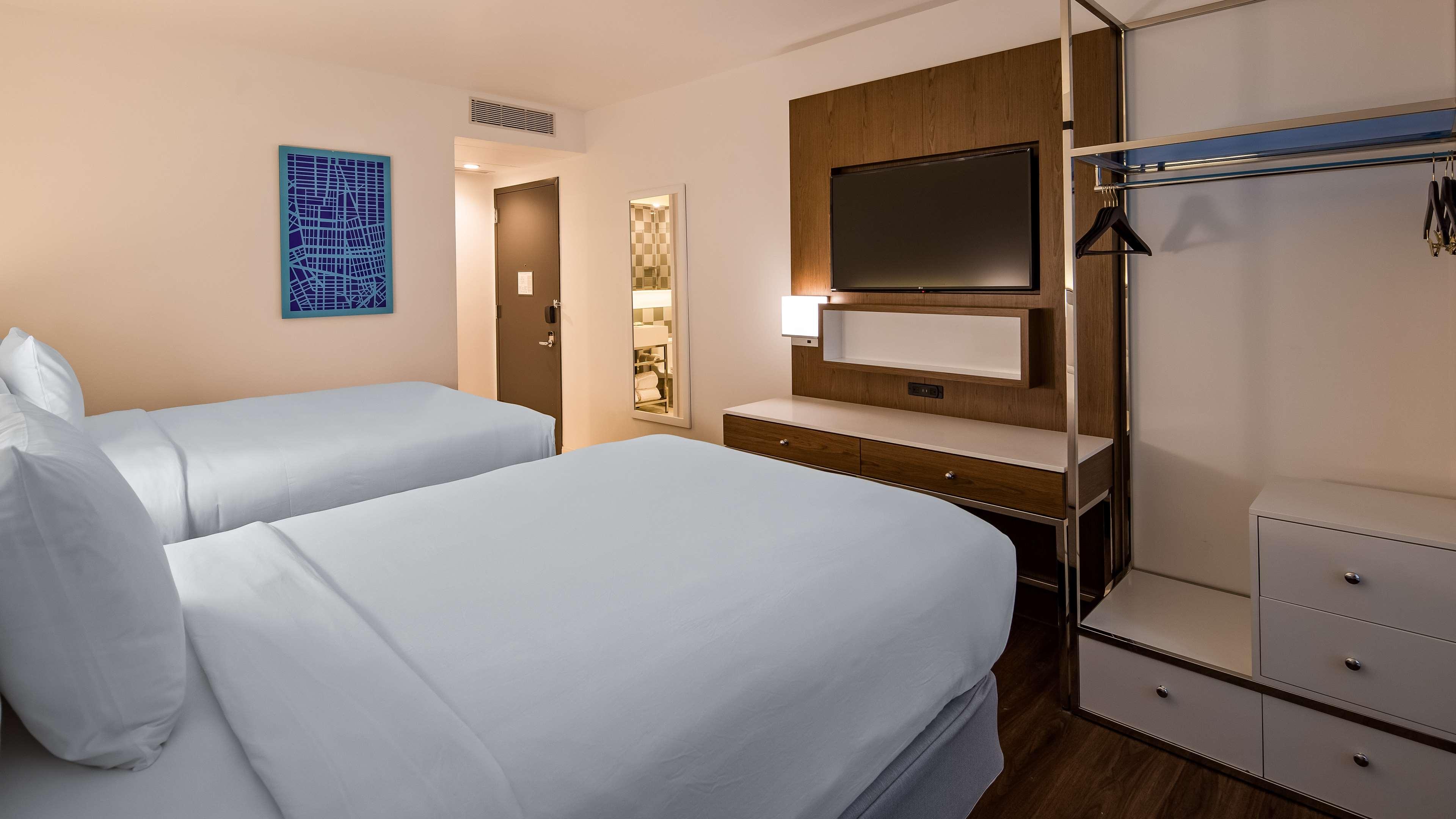 Room Two Double Beds