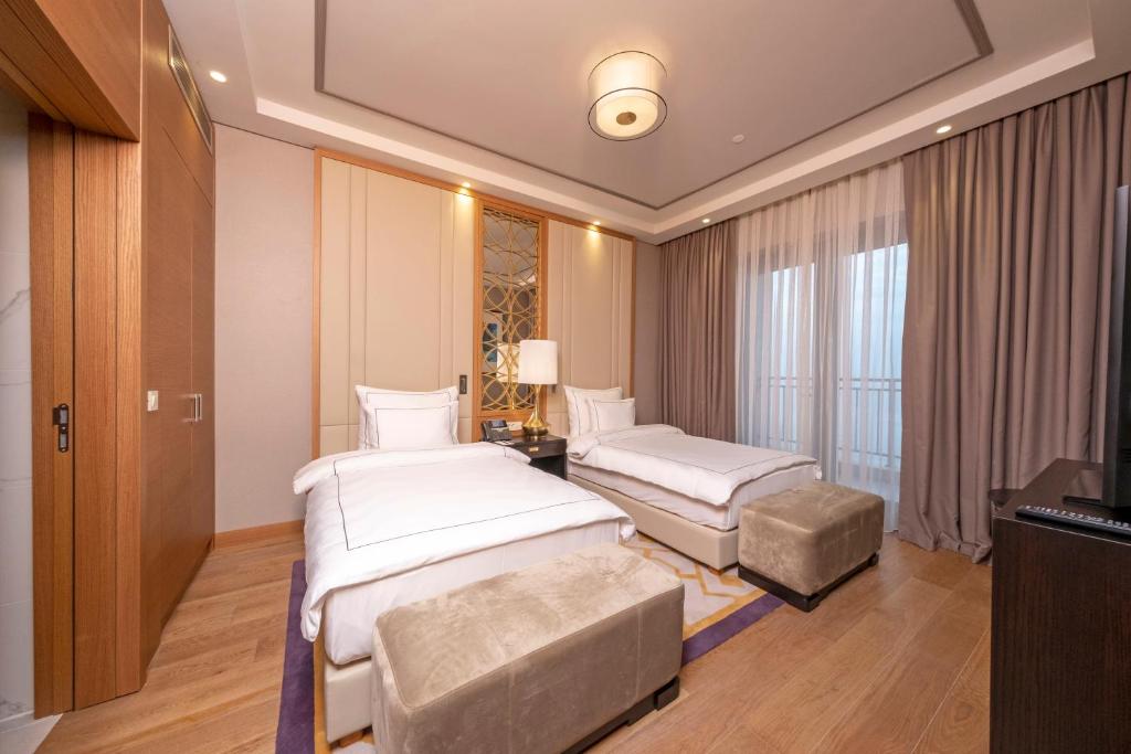 Family Room Two Bedrooms with Views