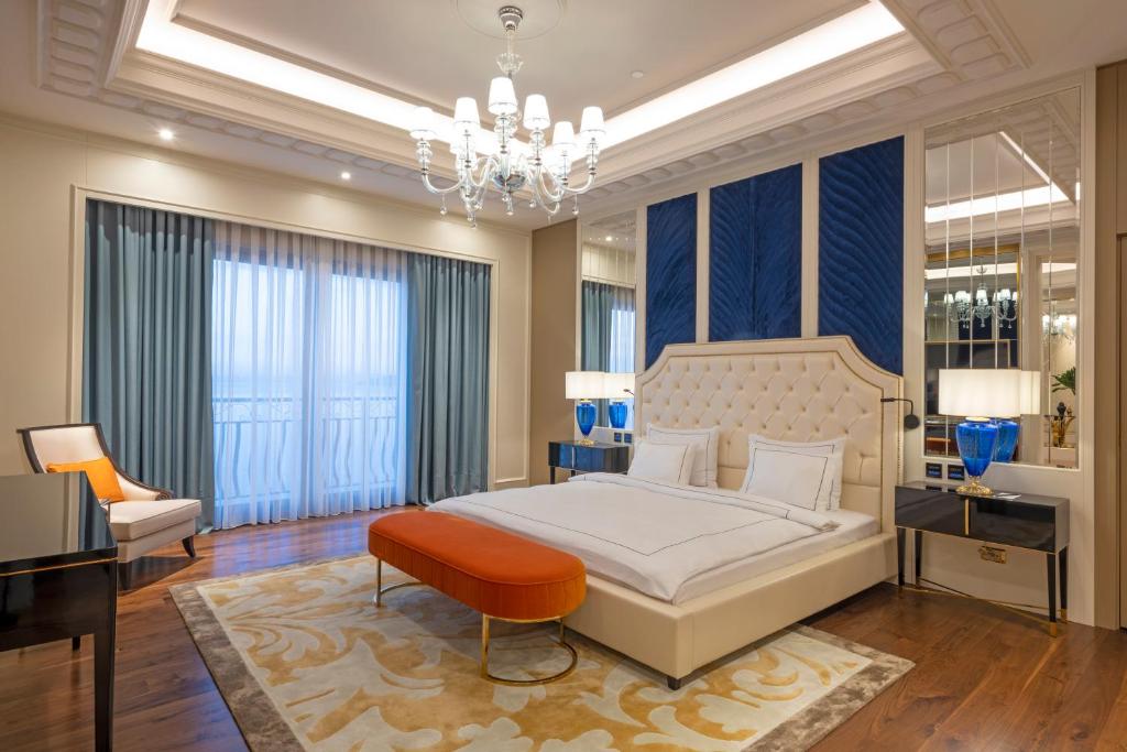 Suite Three Bedrooms