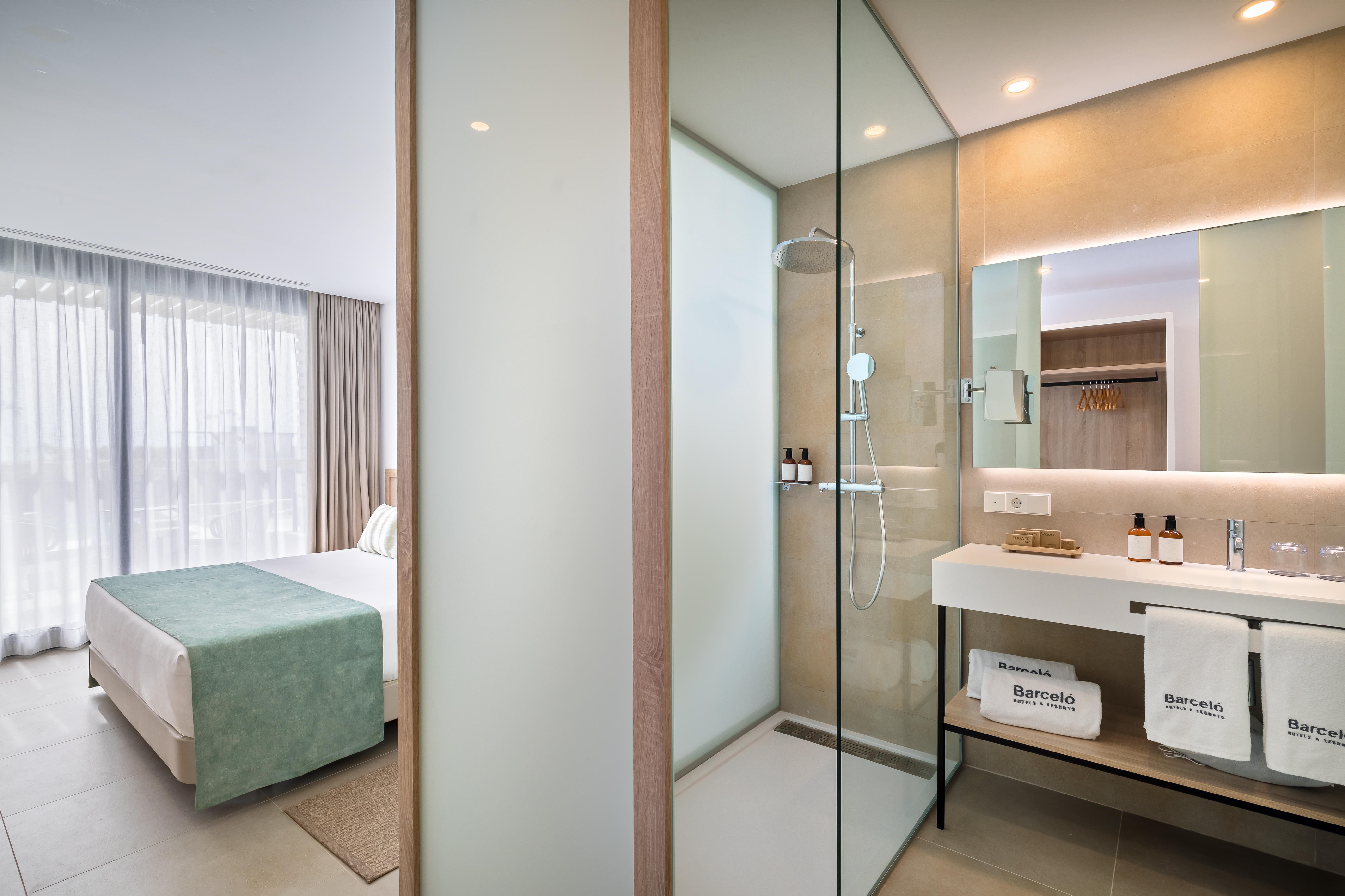 Double or Twin Superior