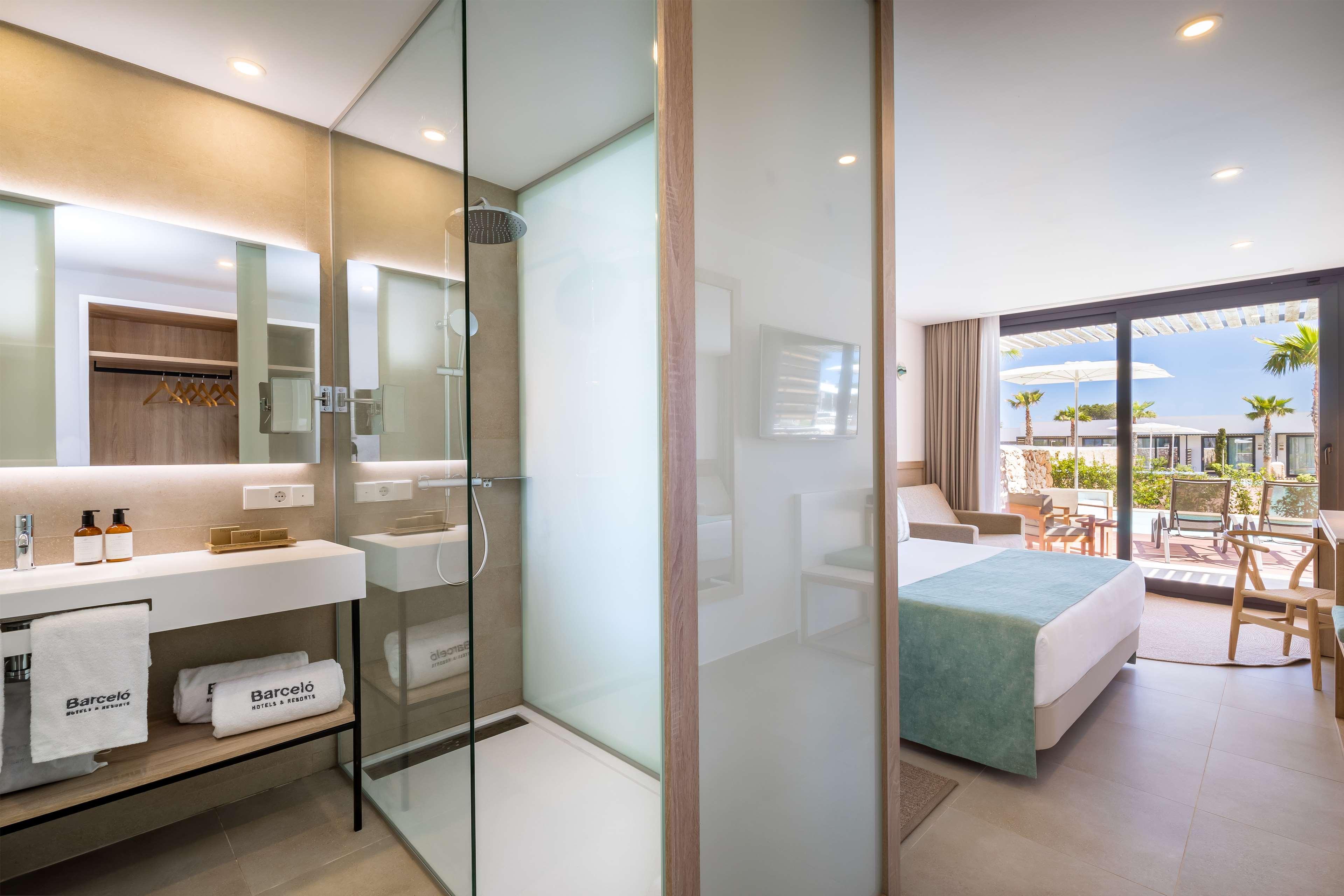 Junior Suite with Private Pool