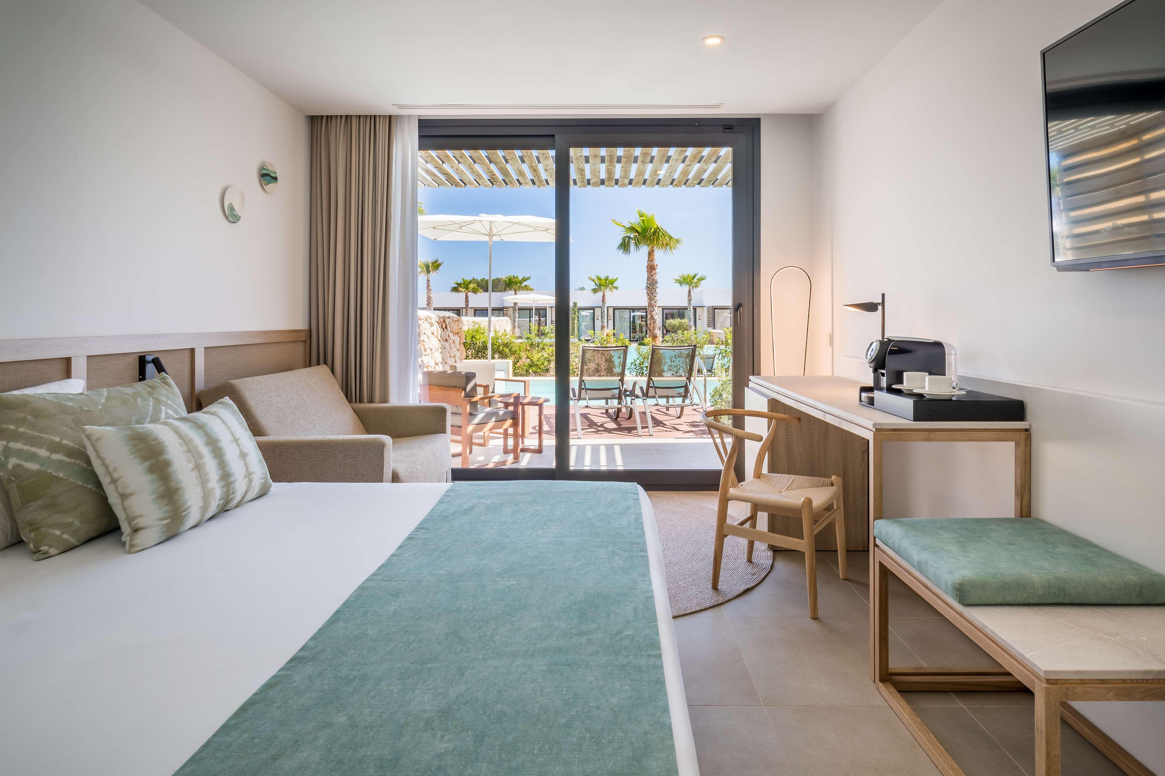 Junior Suite with Private Pool