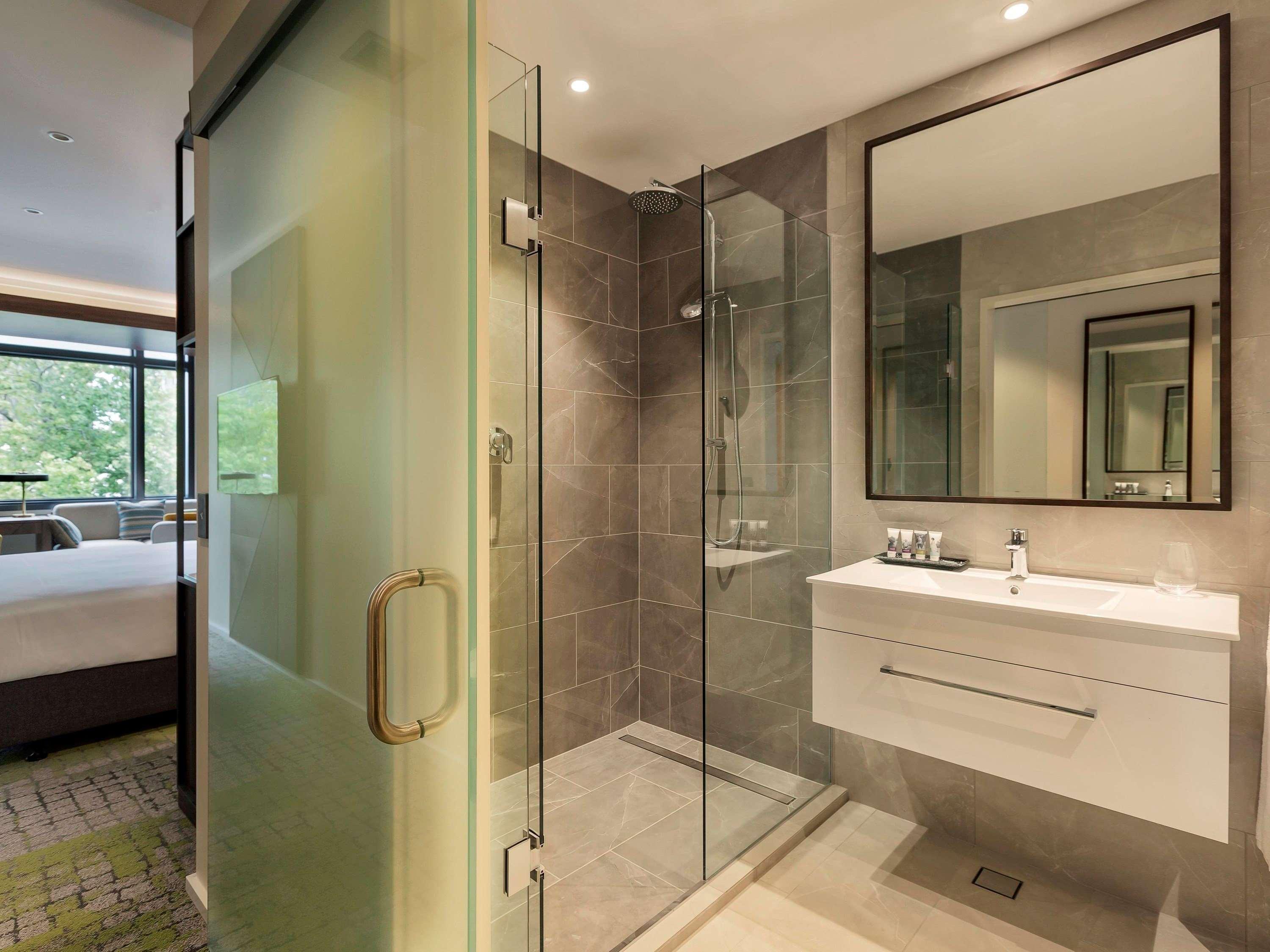 Double Superior King Bed