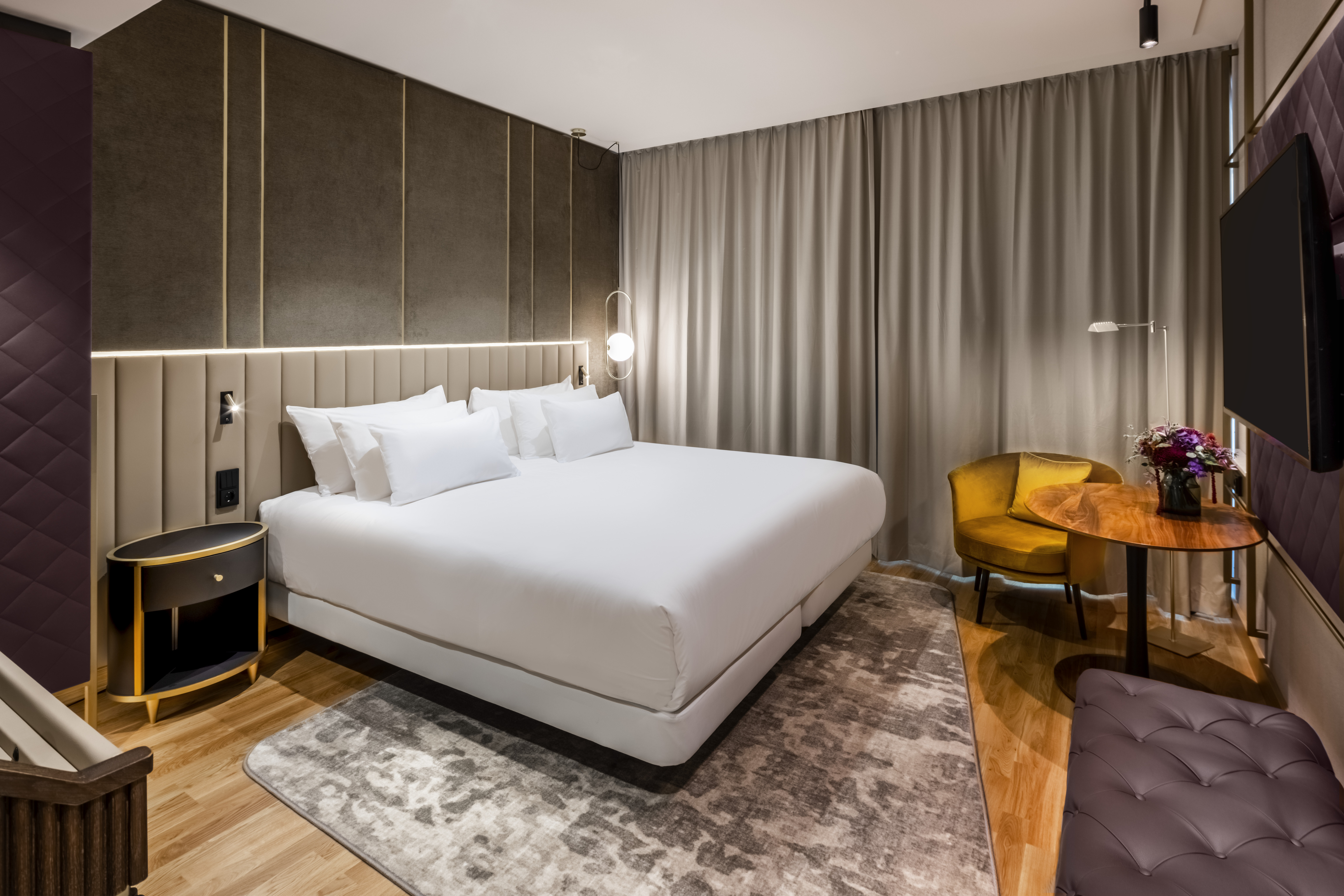 Family Room Capacity 3