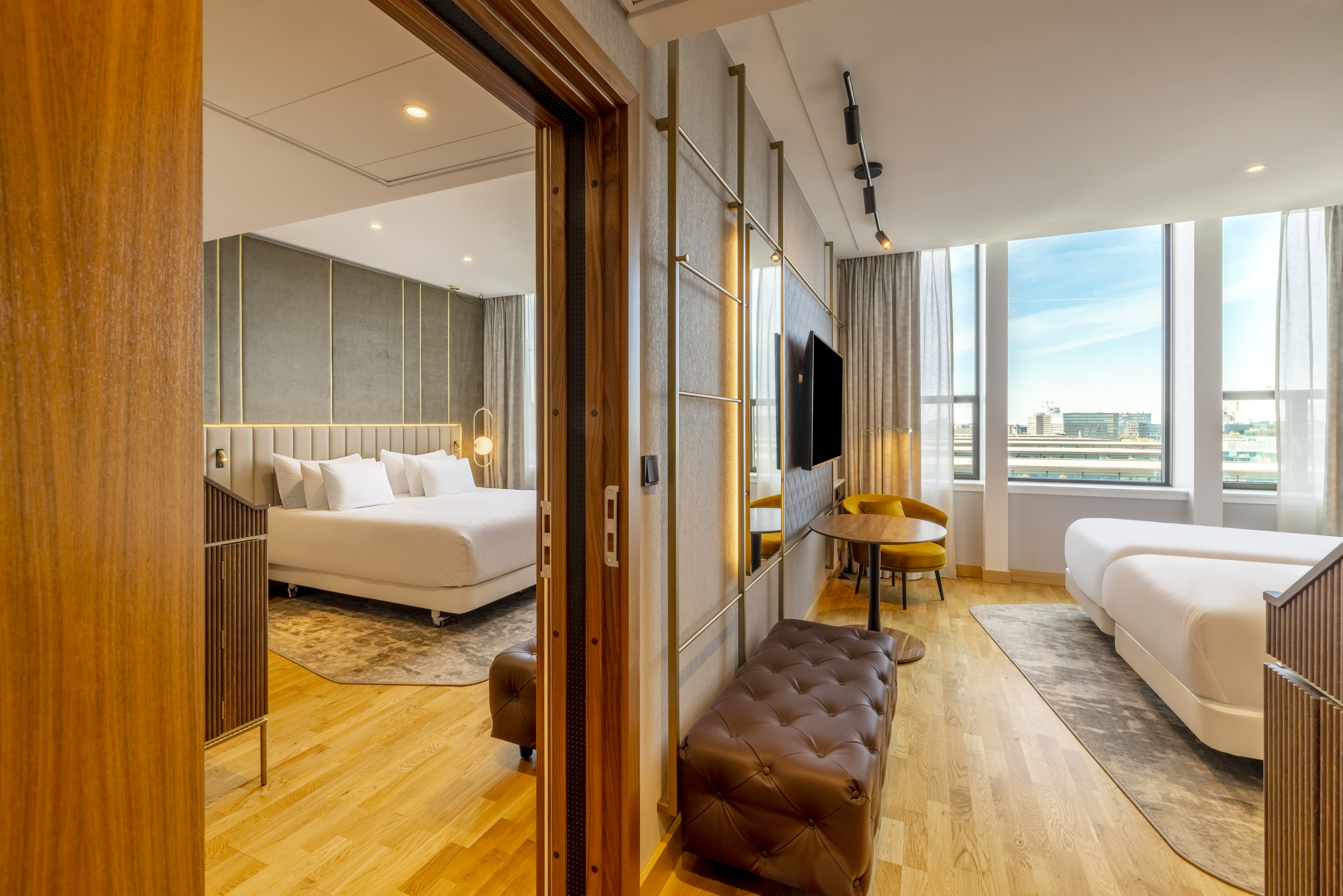 Family Room Connecting Room