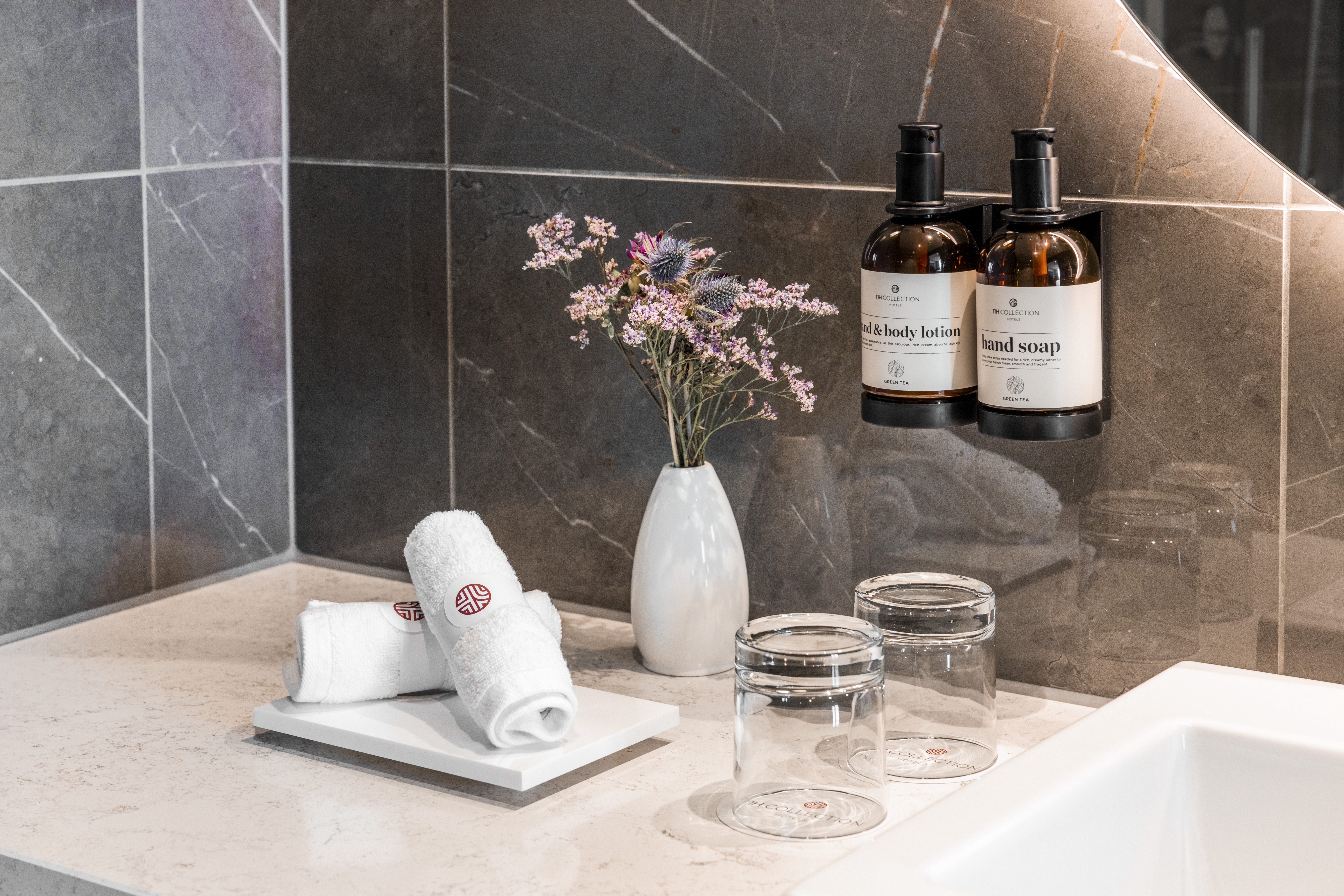 Family Room Connecting Room