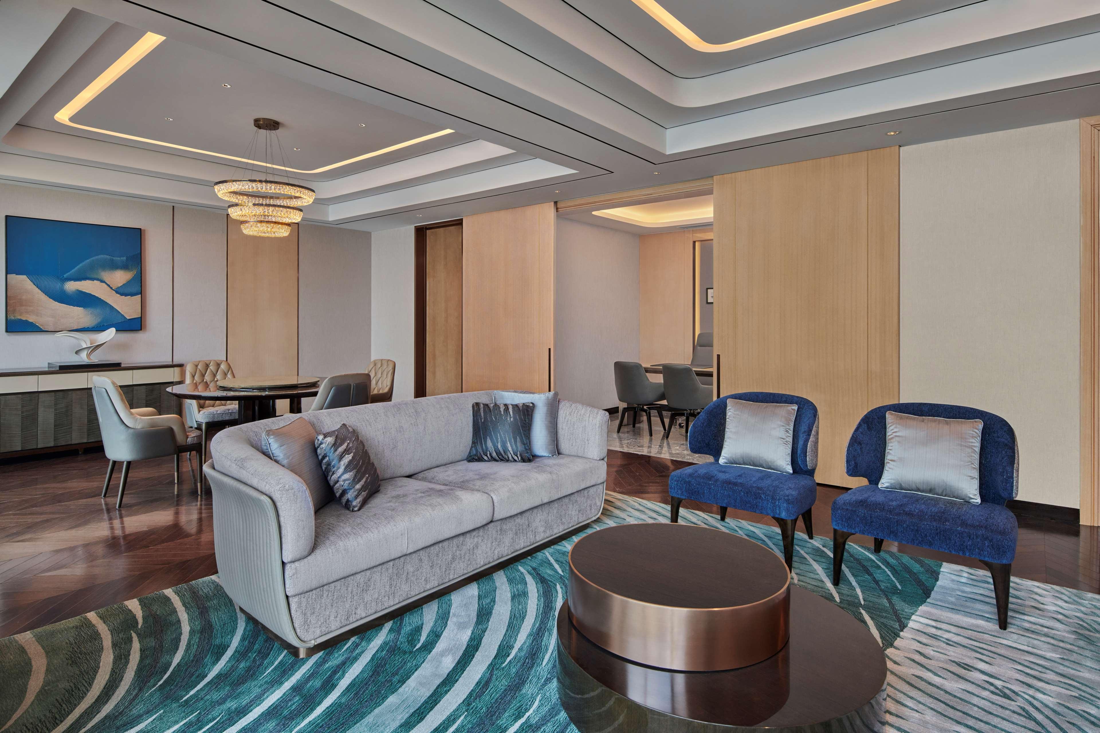 Suite Premium King Bed