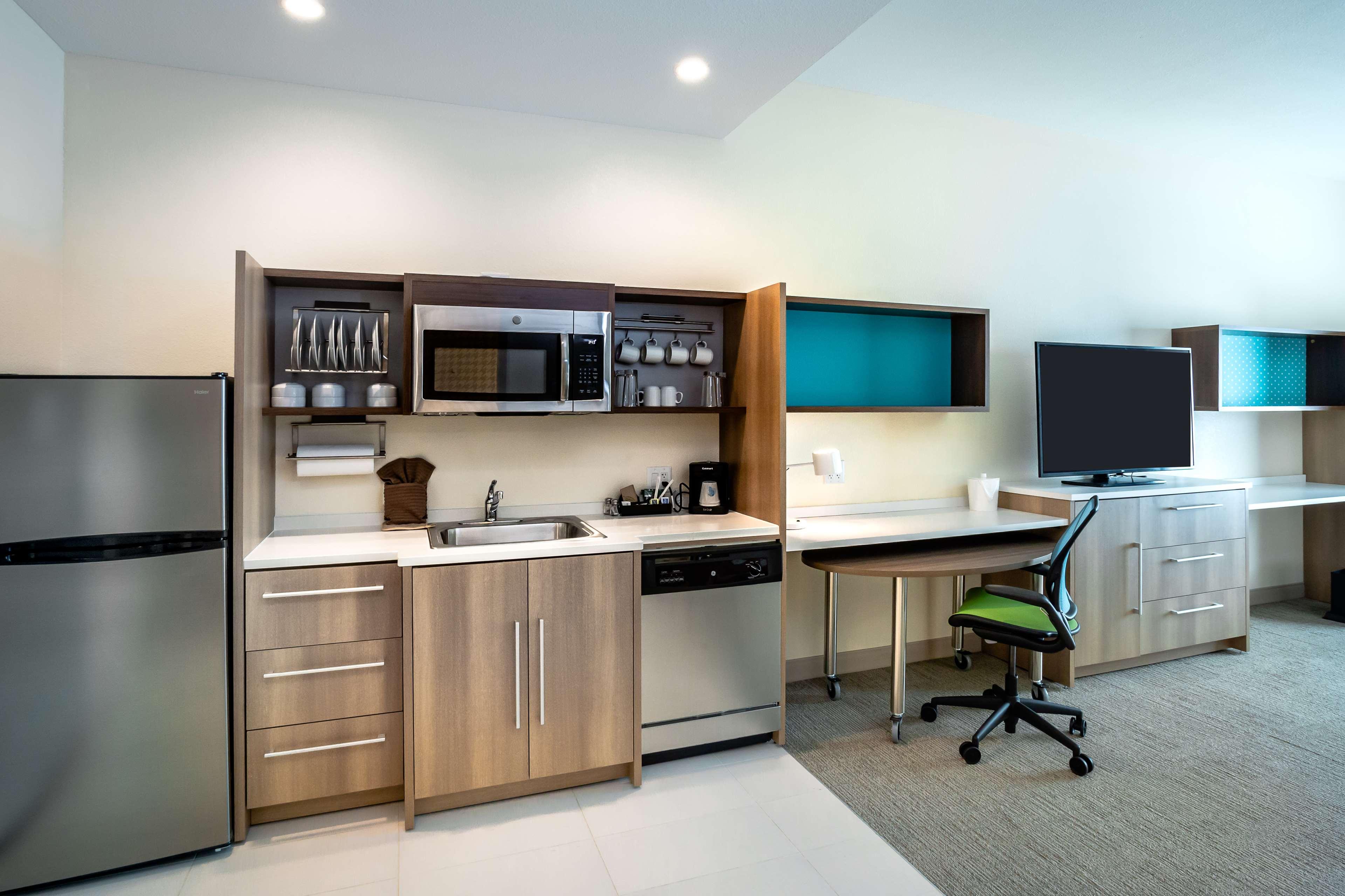 Suite King Bed One Bedroom 