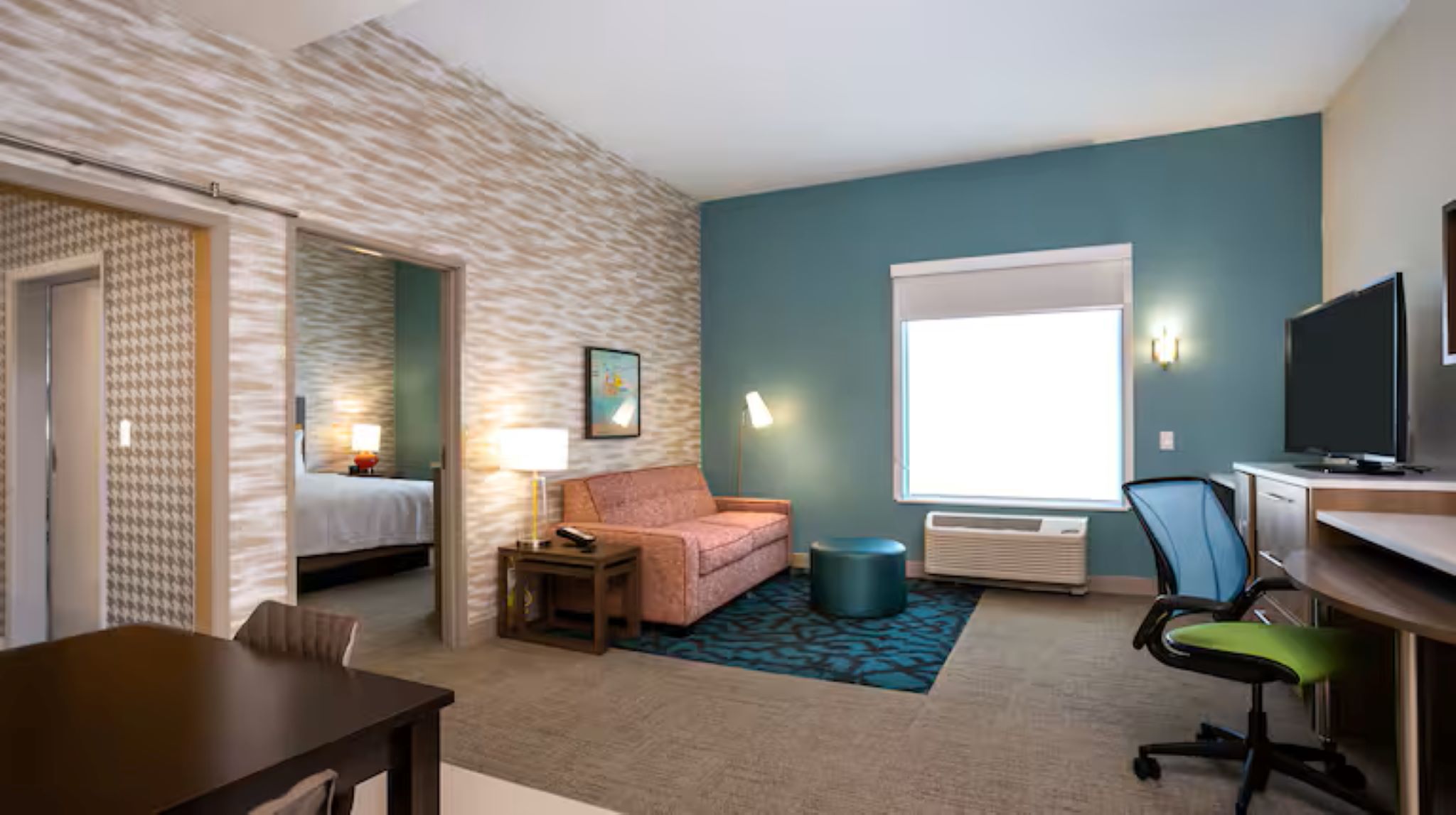 Studio Queen Size Bed