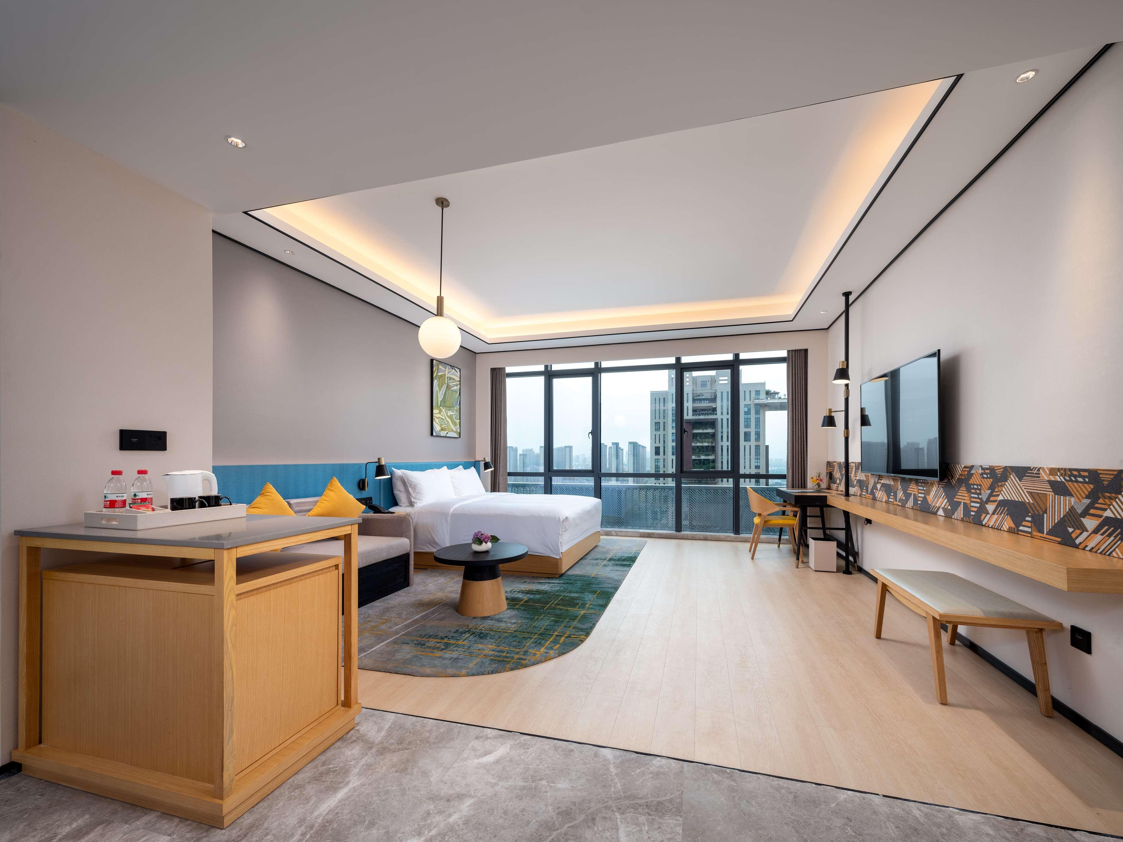 Double Guest Room King Bed