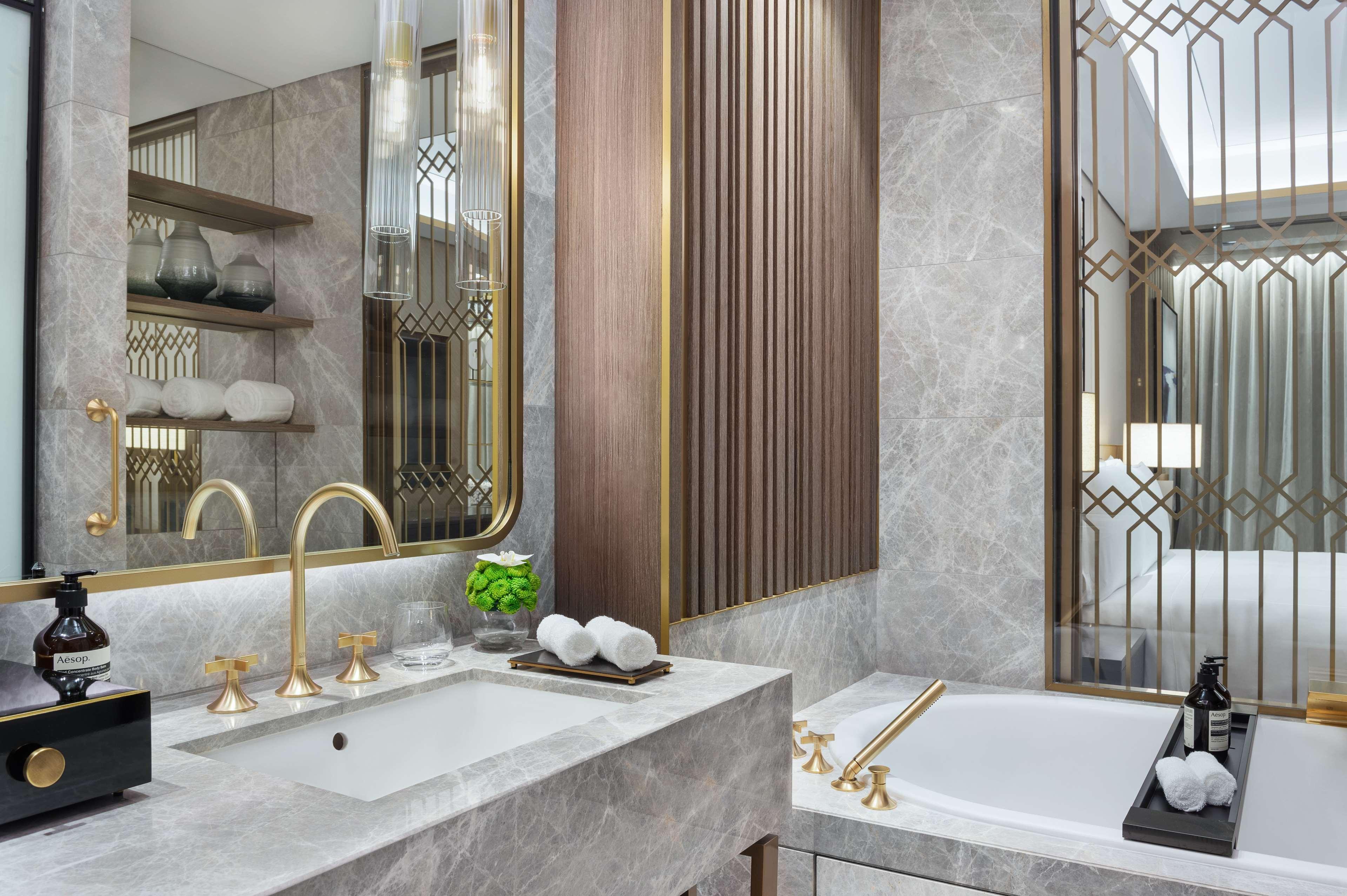 Twin Premier City View