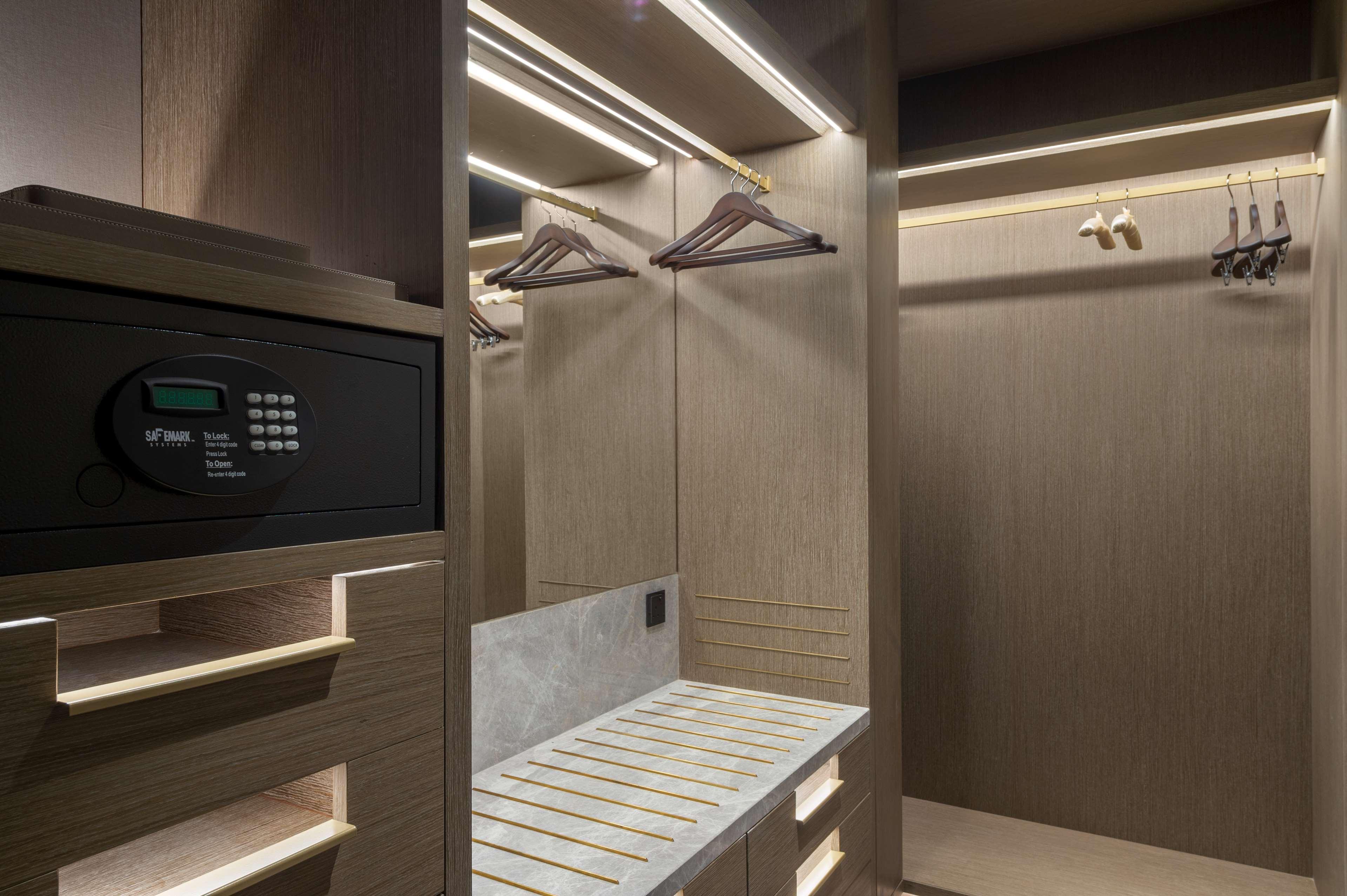 Double Two Queen Beds