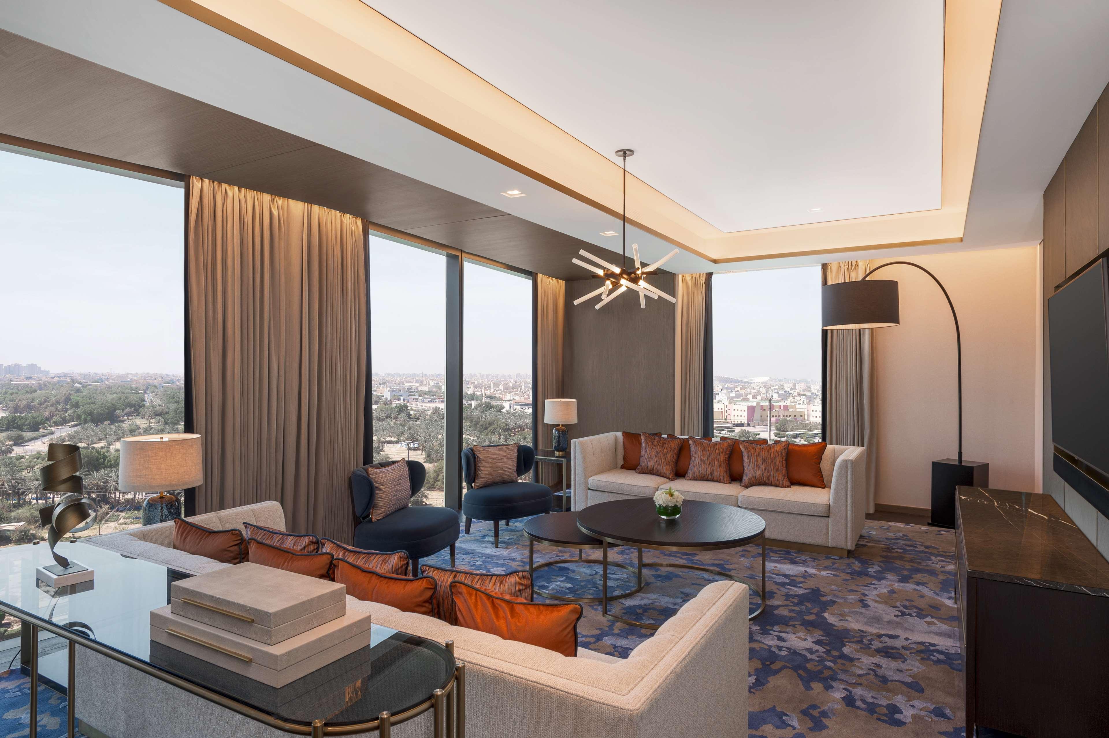 Suite Deluxe One Bedroom