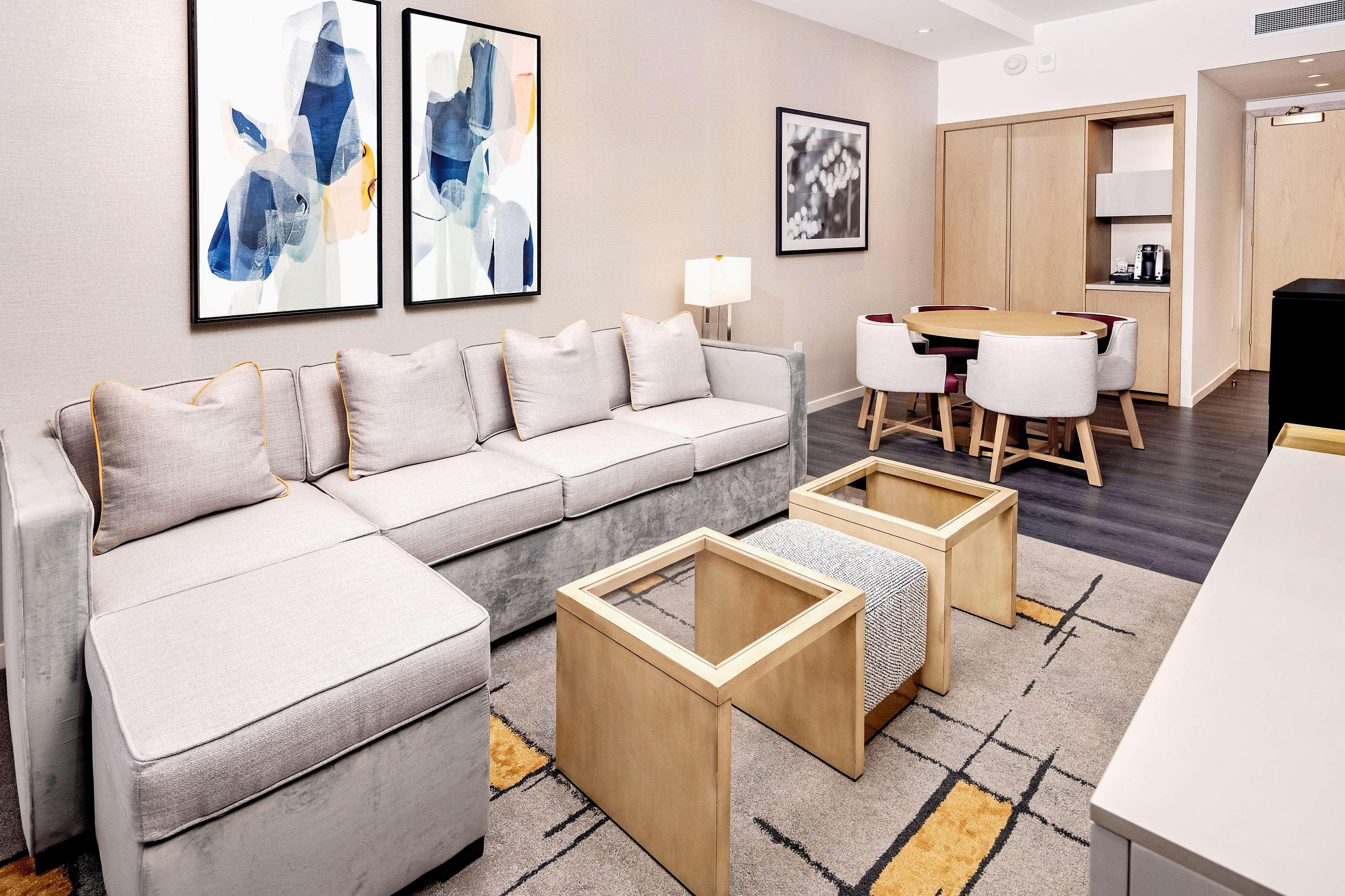 Suite Premier King Bed