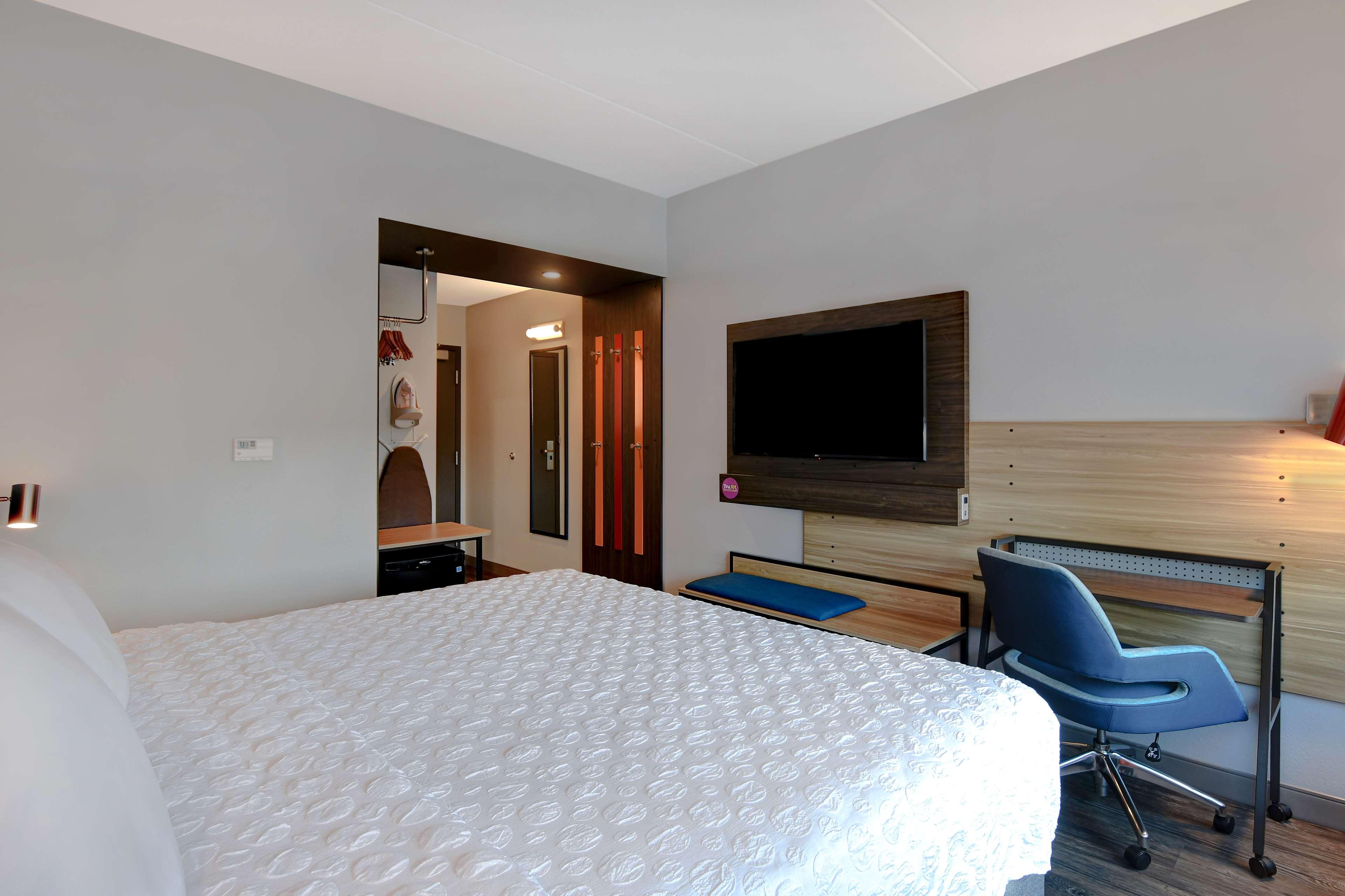 Double Accessible King Size Bed