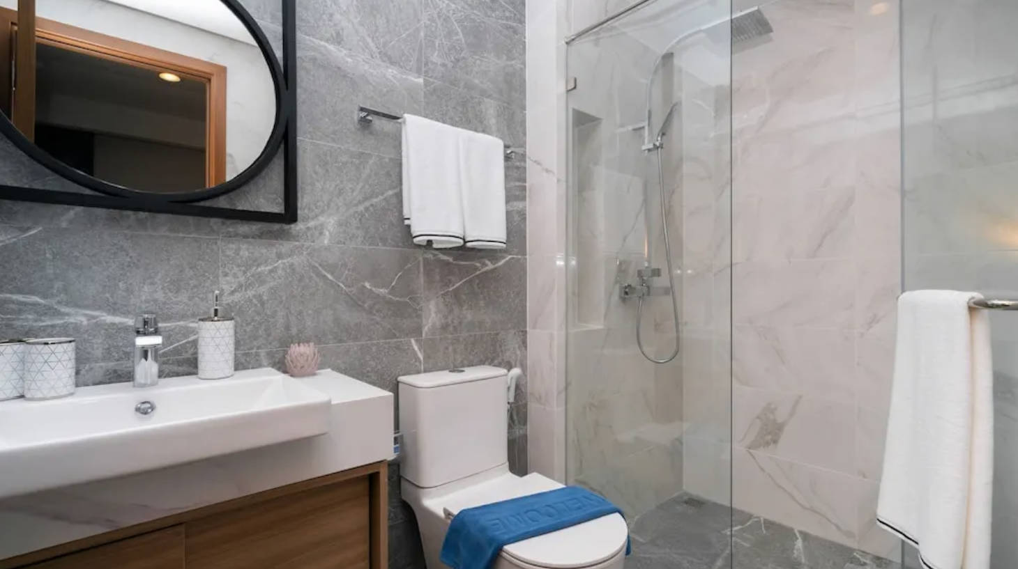 Double Deluxe One Bedroom