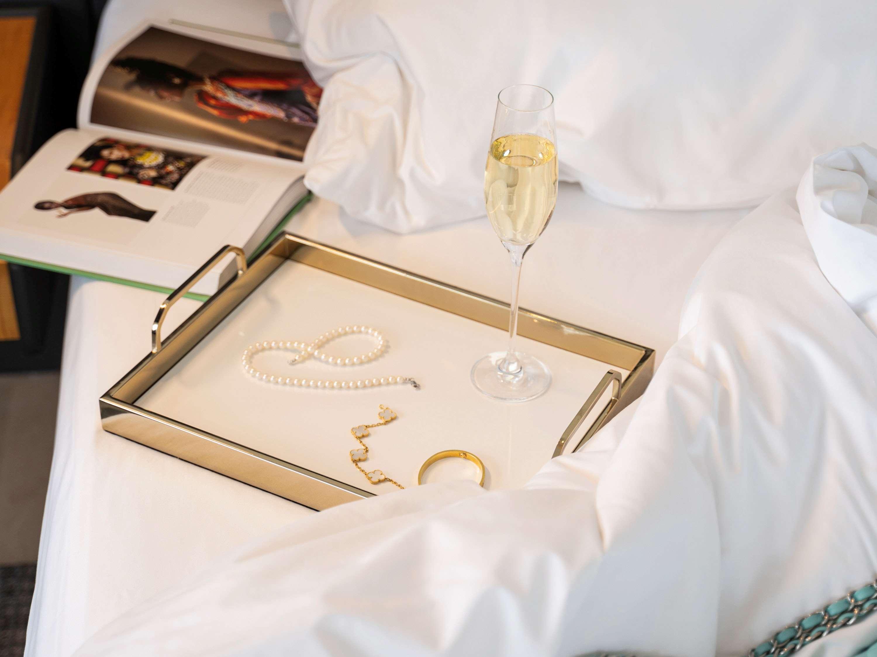 Twin Luxury City View