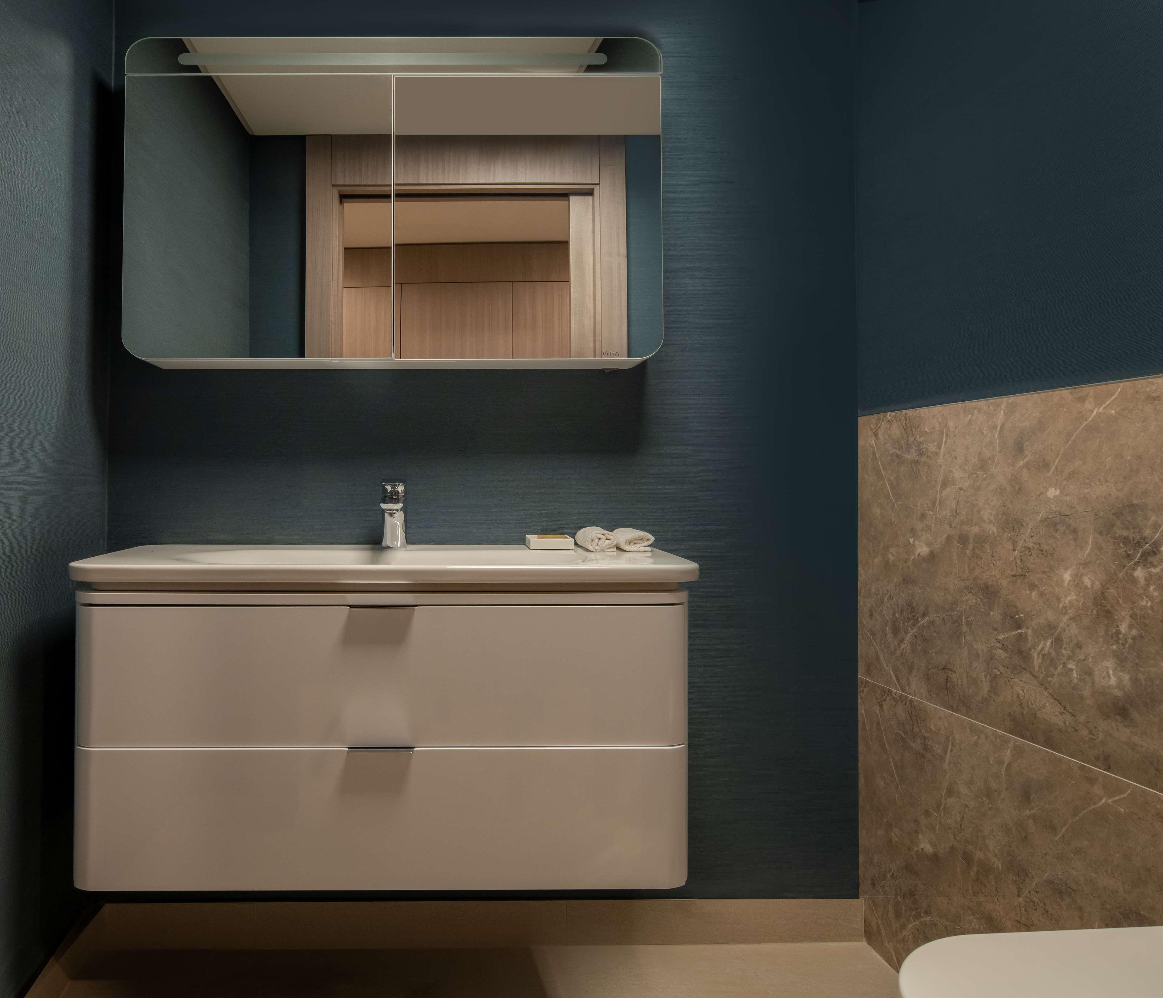 Suite King Bed One Bedroom 