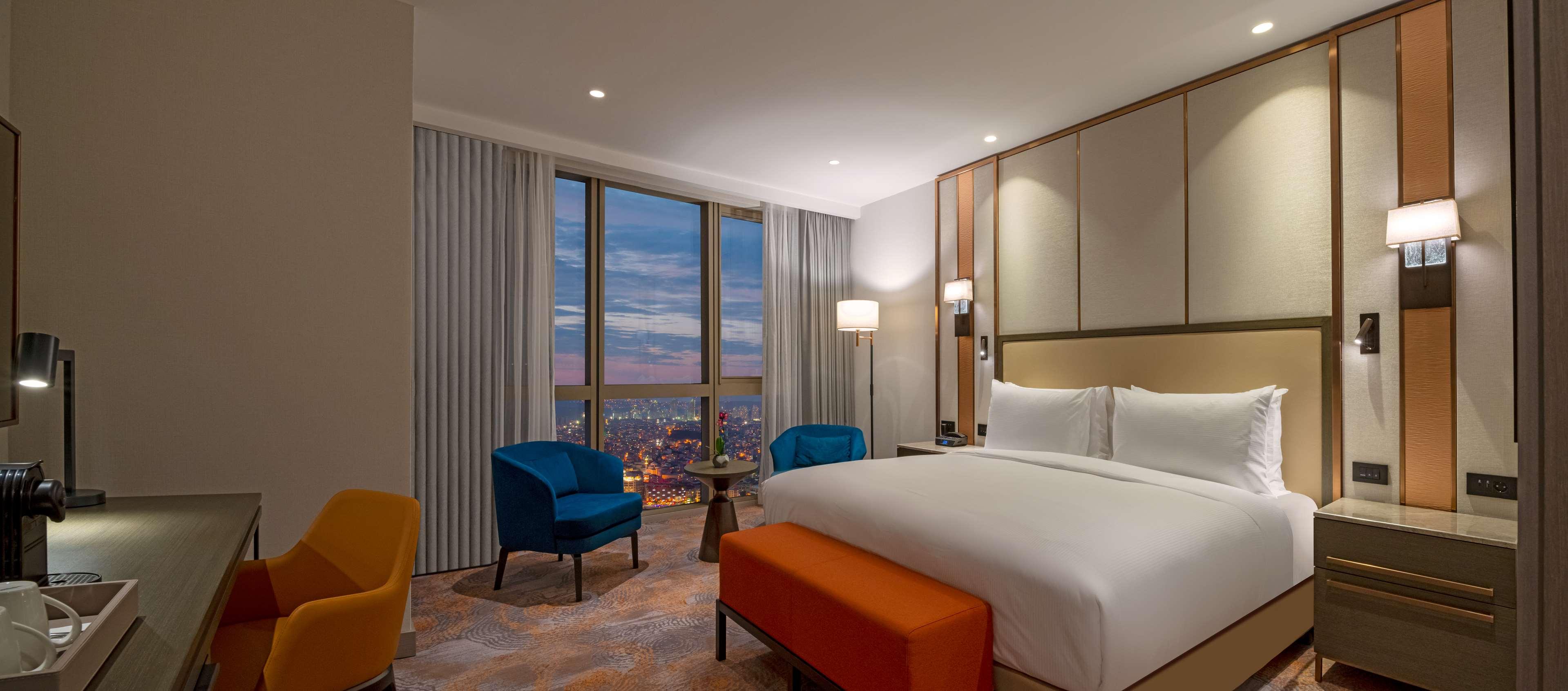 Double Guest Room King Bed