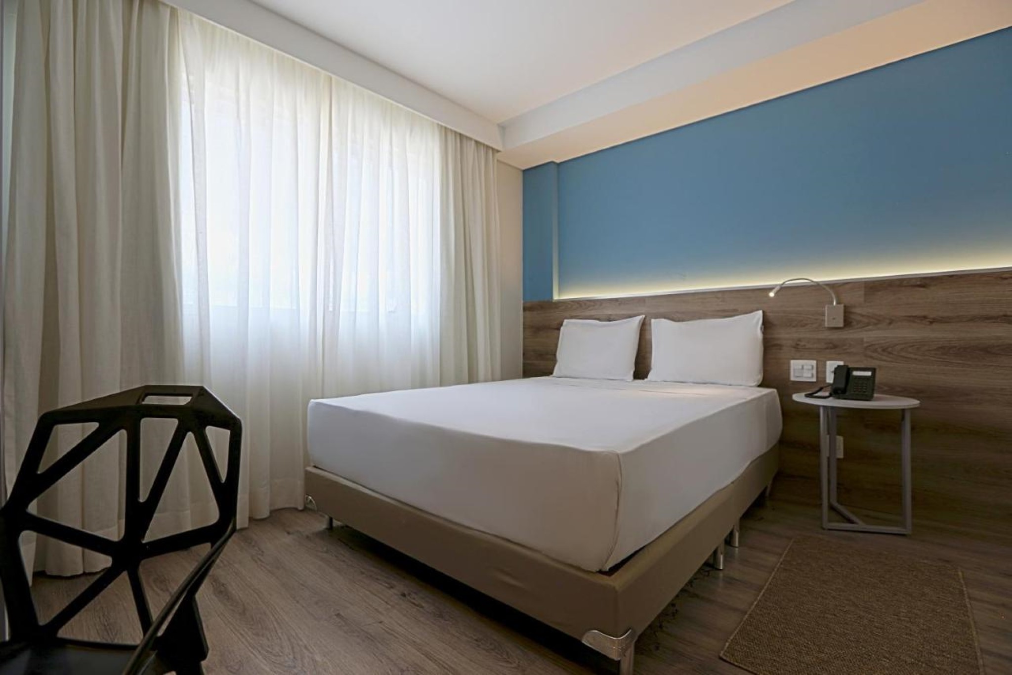 Double Queen Size Bed