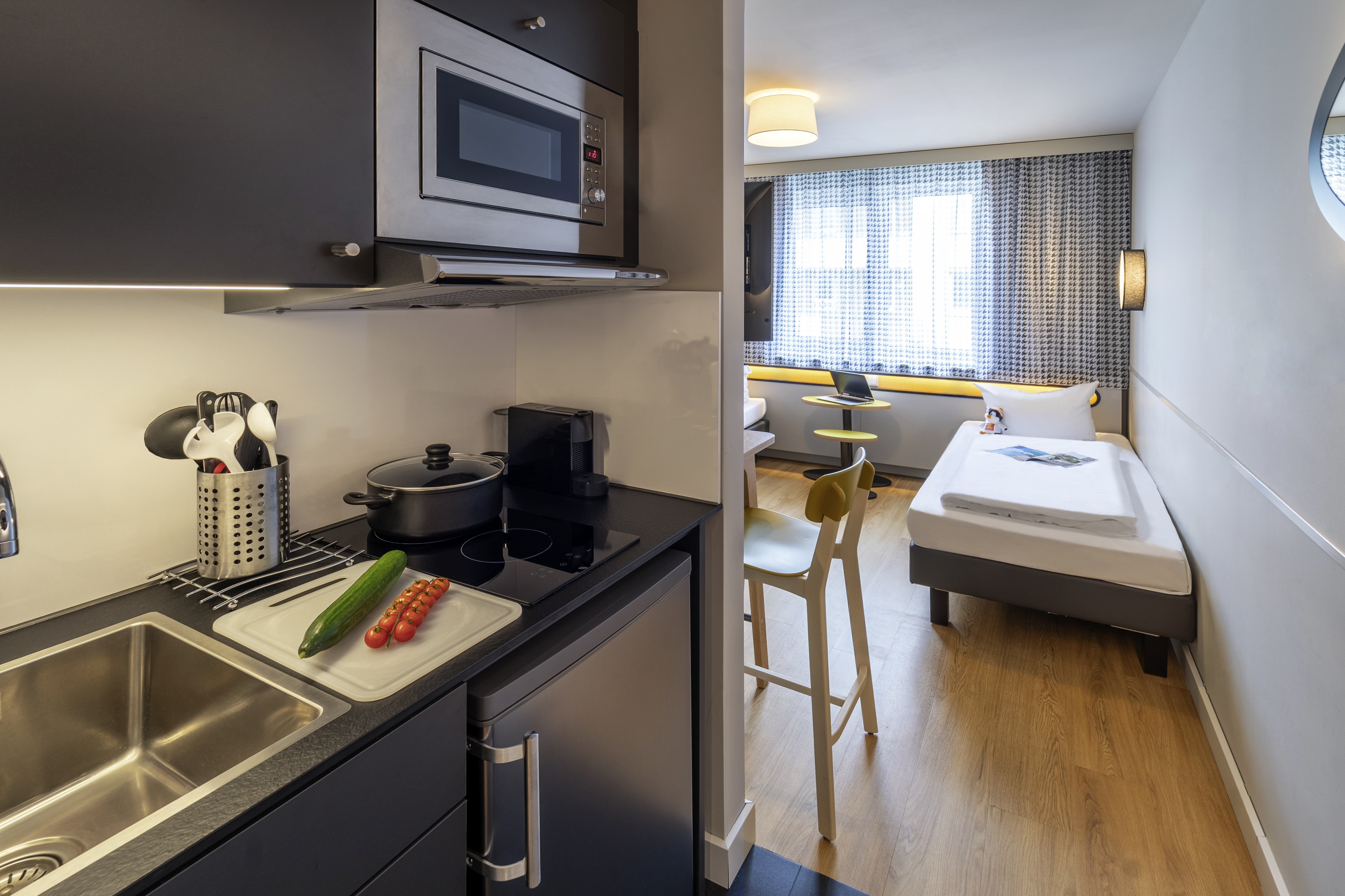 Studio Two Beds