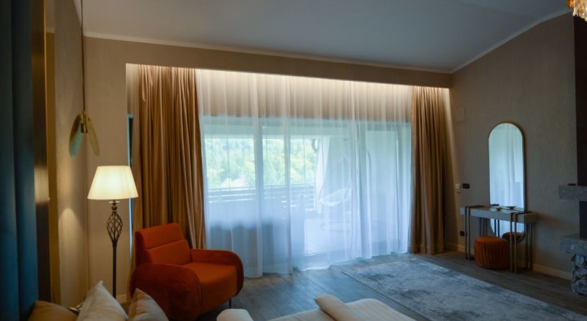 Junior Suite Mountain View