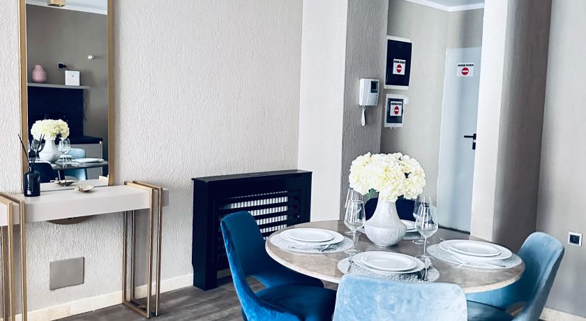 Apartment Mountain View