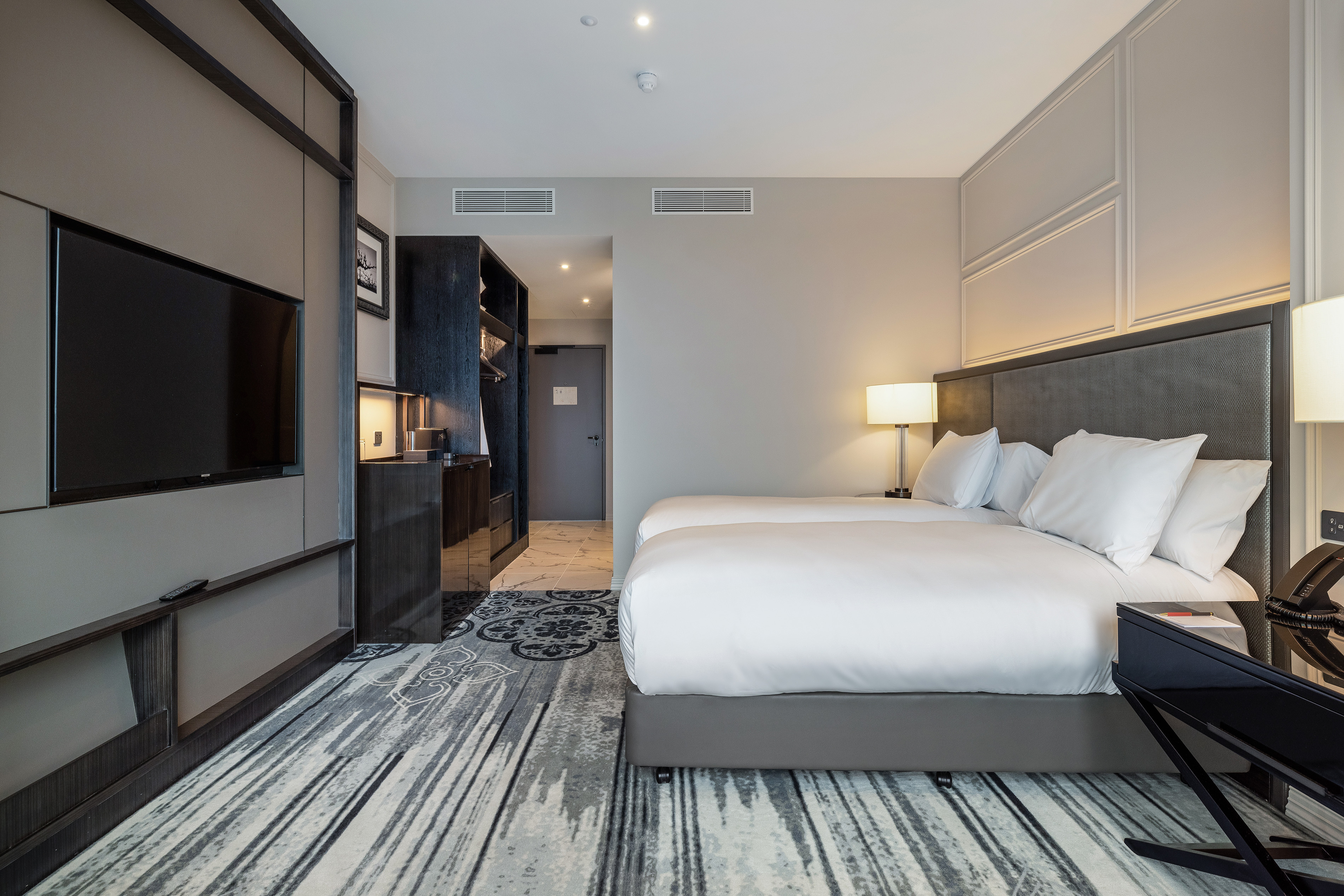 Twin Accessible Superior