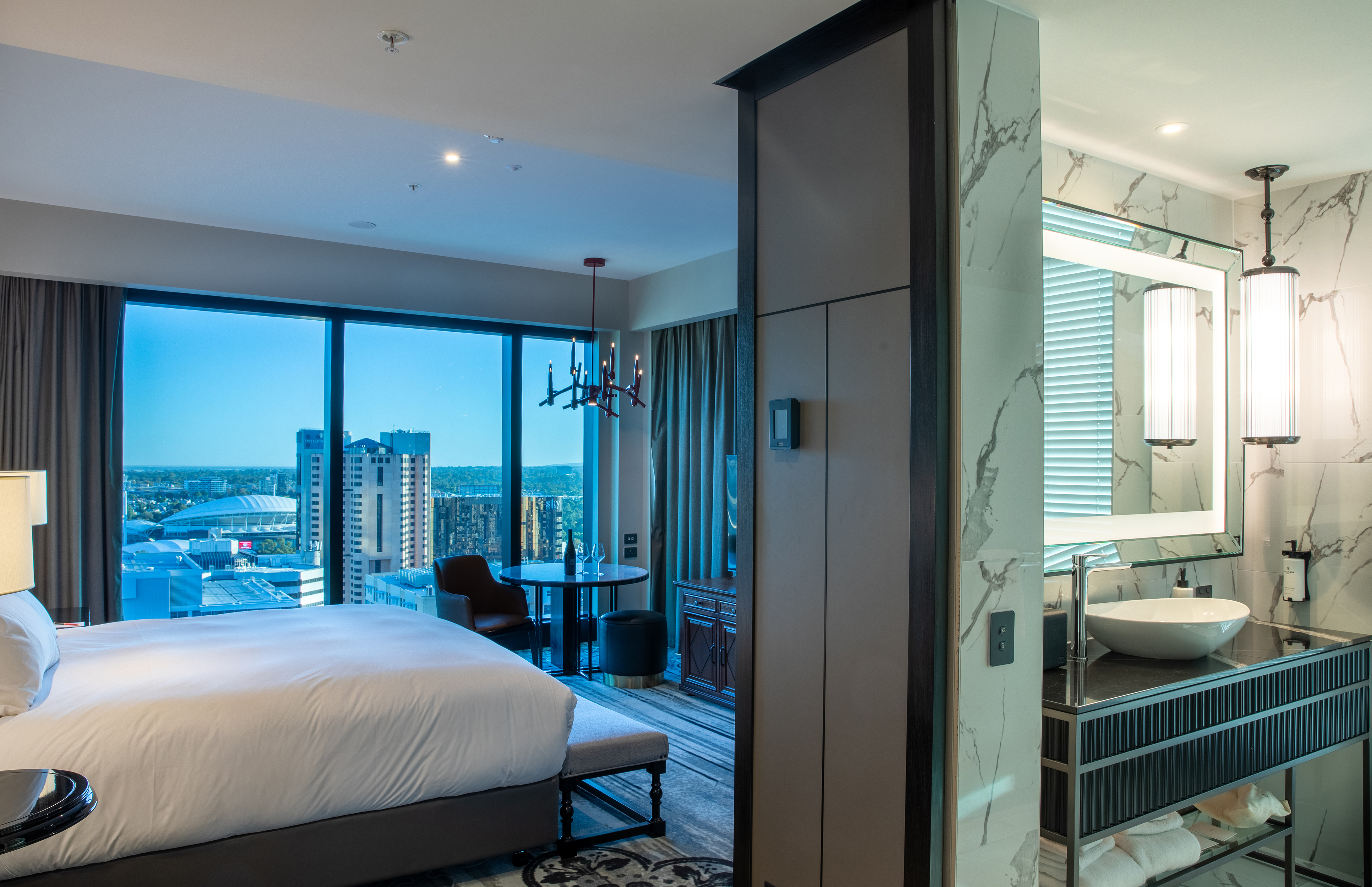 Double Deluxe King Bed