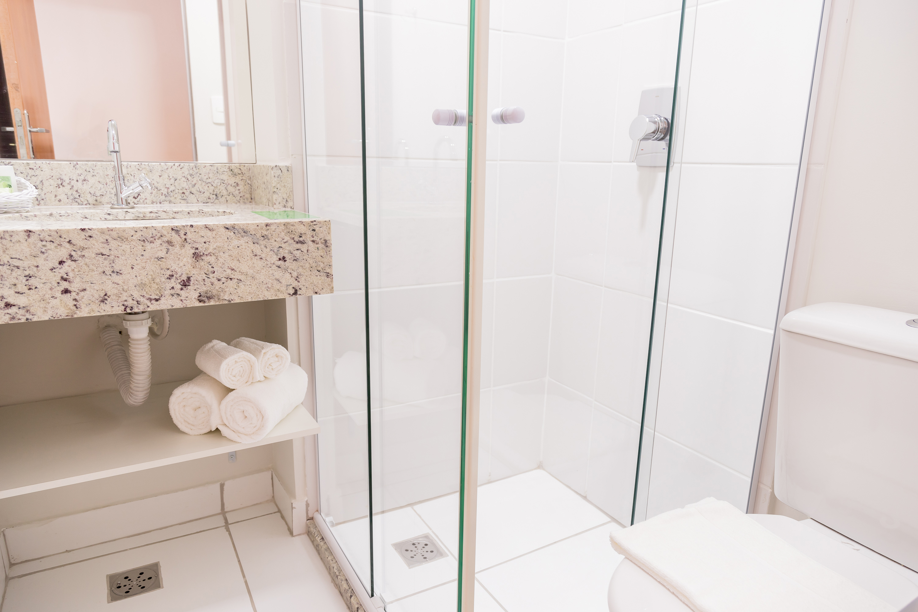 Double Queen Size Bed