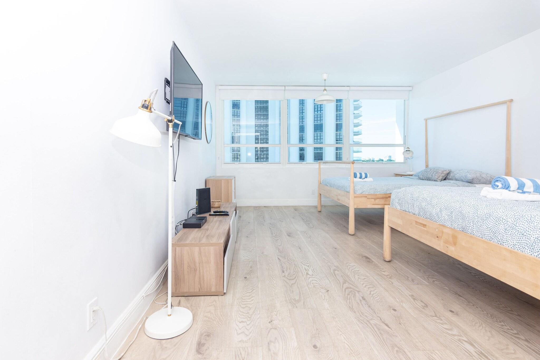 Studio Queen Size Bed