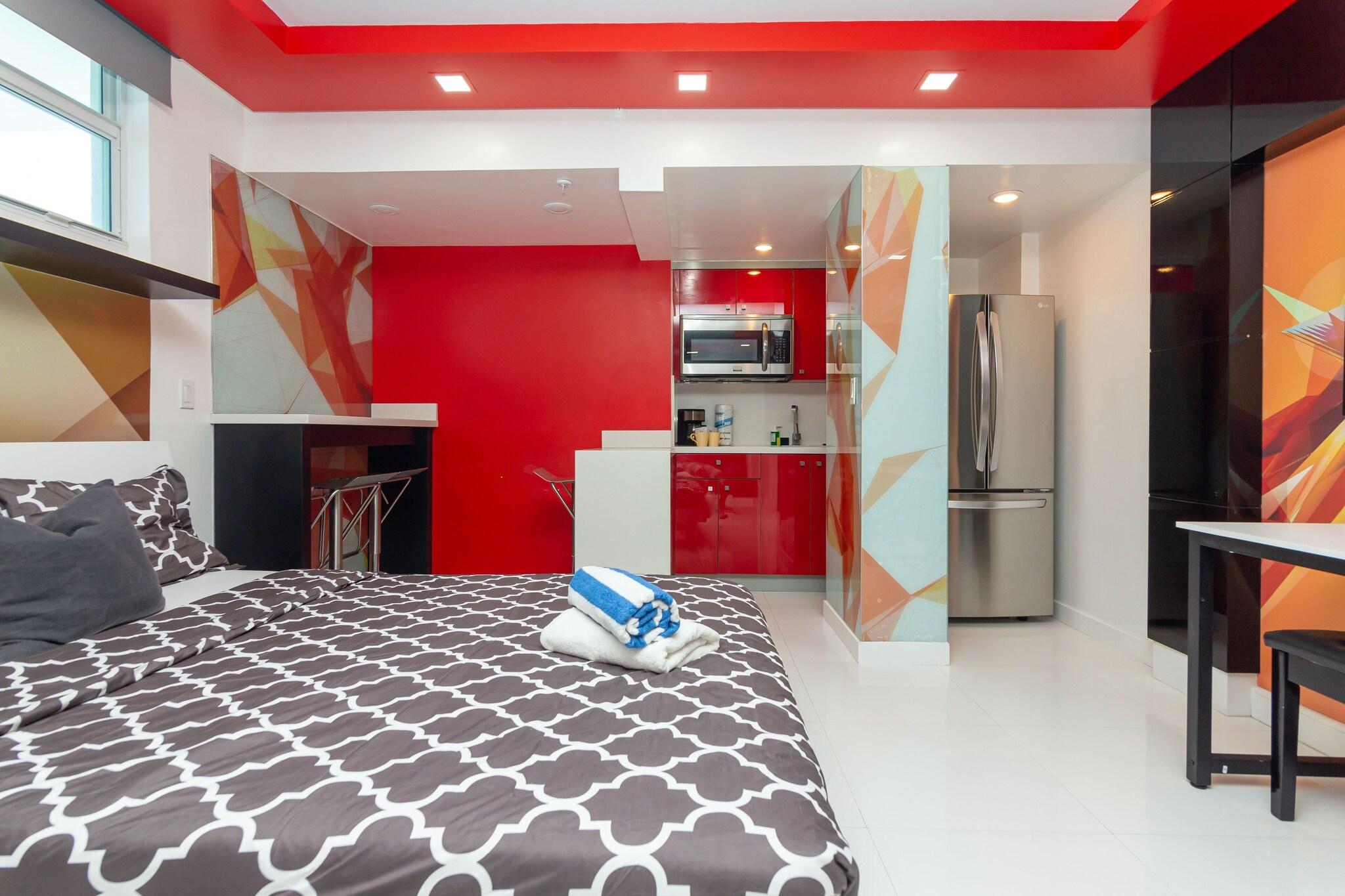 Studio Two Queen Beds