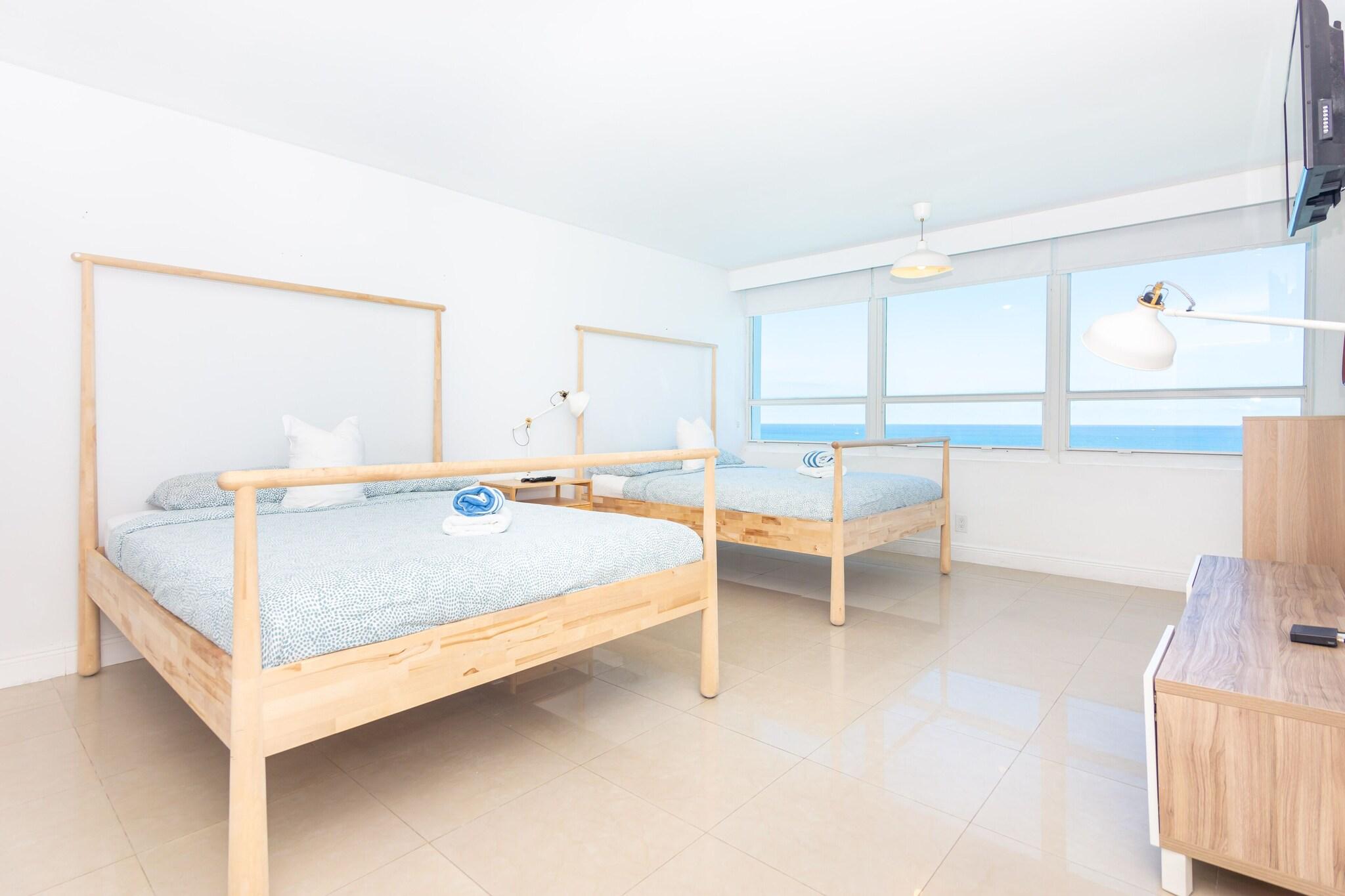 Studio Queen Size Bed