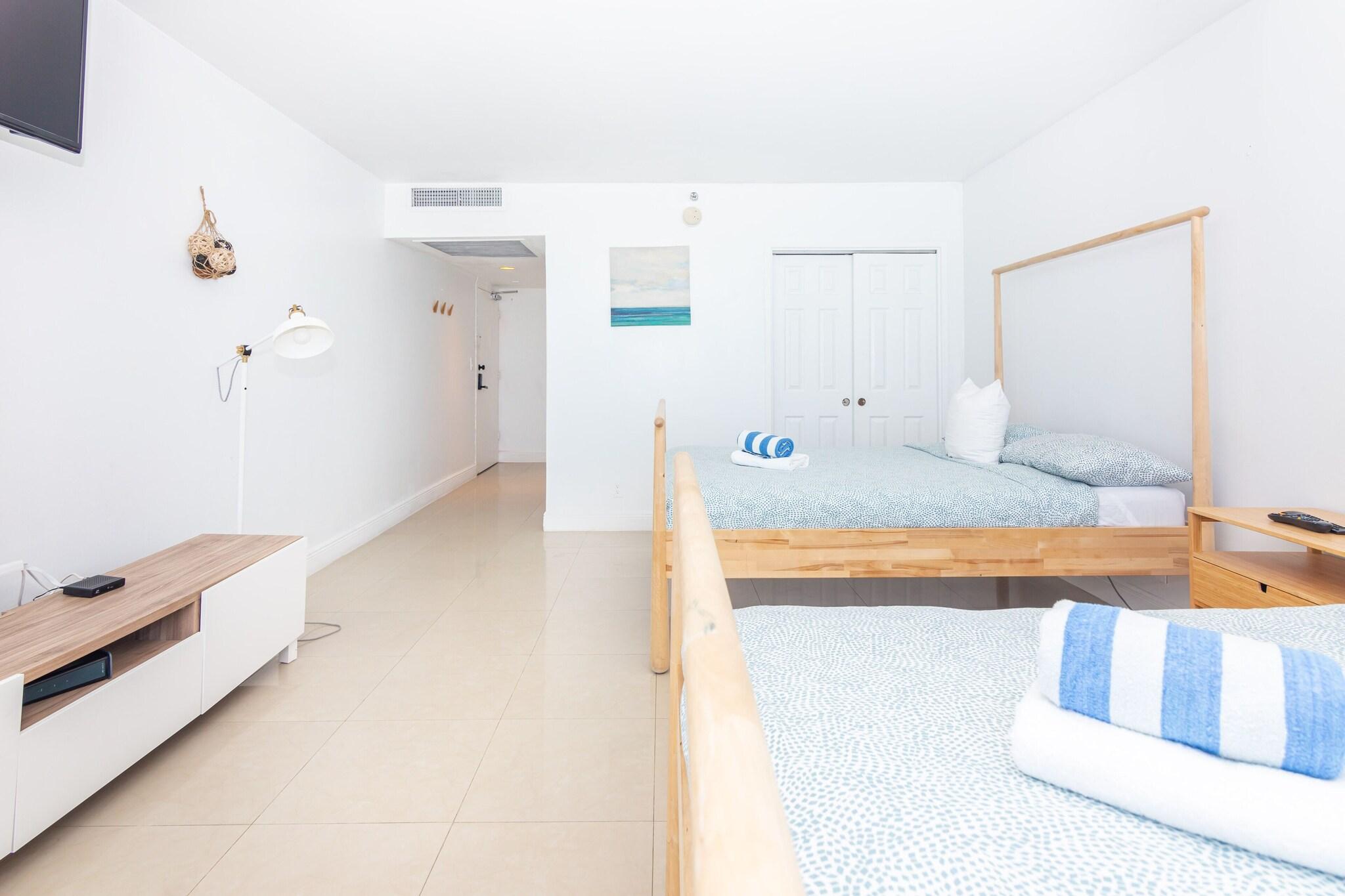 Studio Queen Size Bed