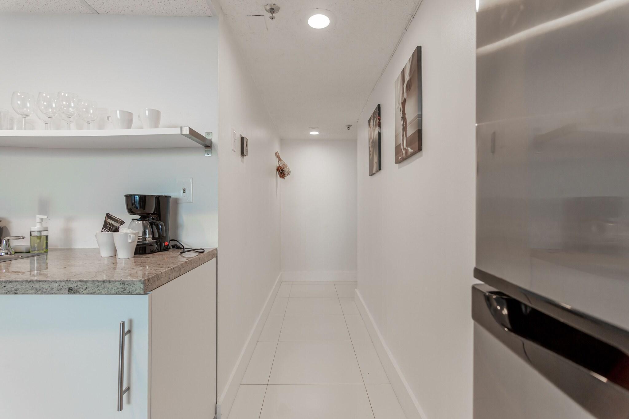 Studio Classic Two Queen Beds