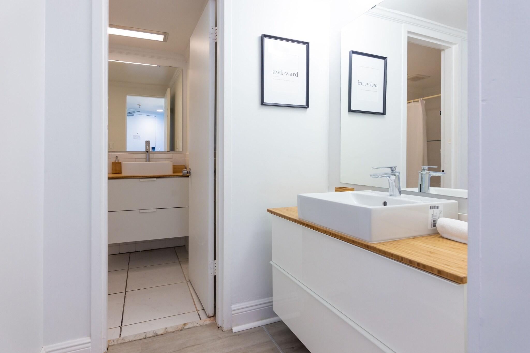 Studio Two Queen Beds