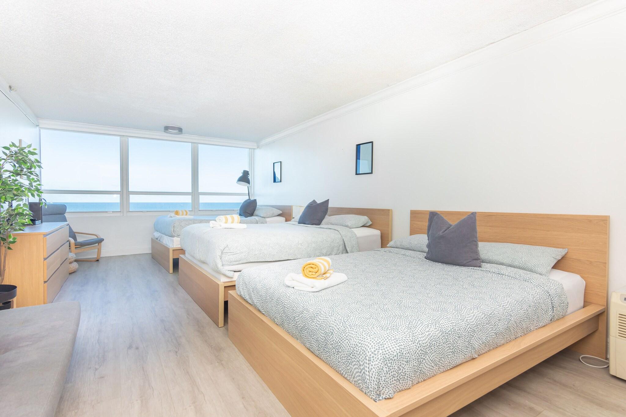 Studio Two Queen Beds