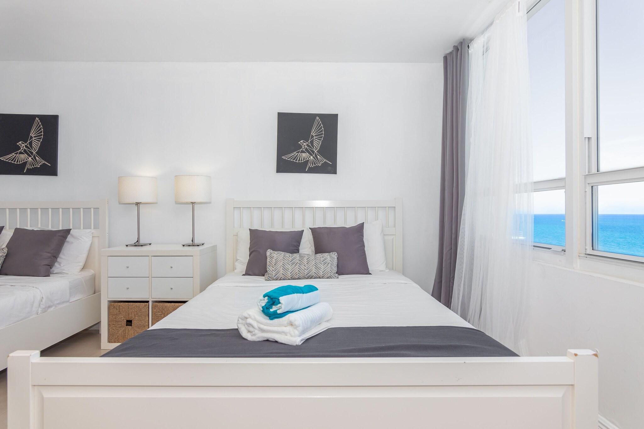 Studio Deluxe Two Queen Beds