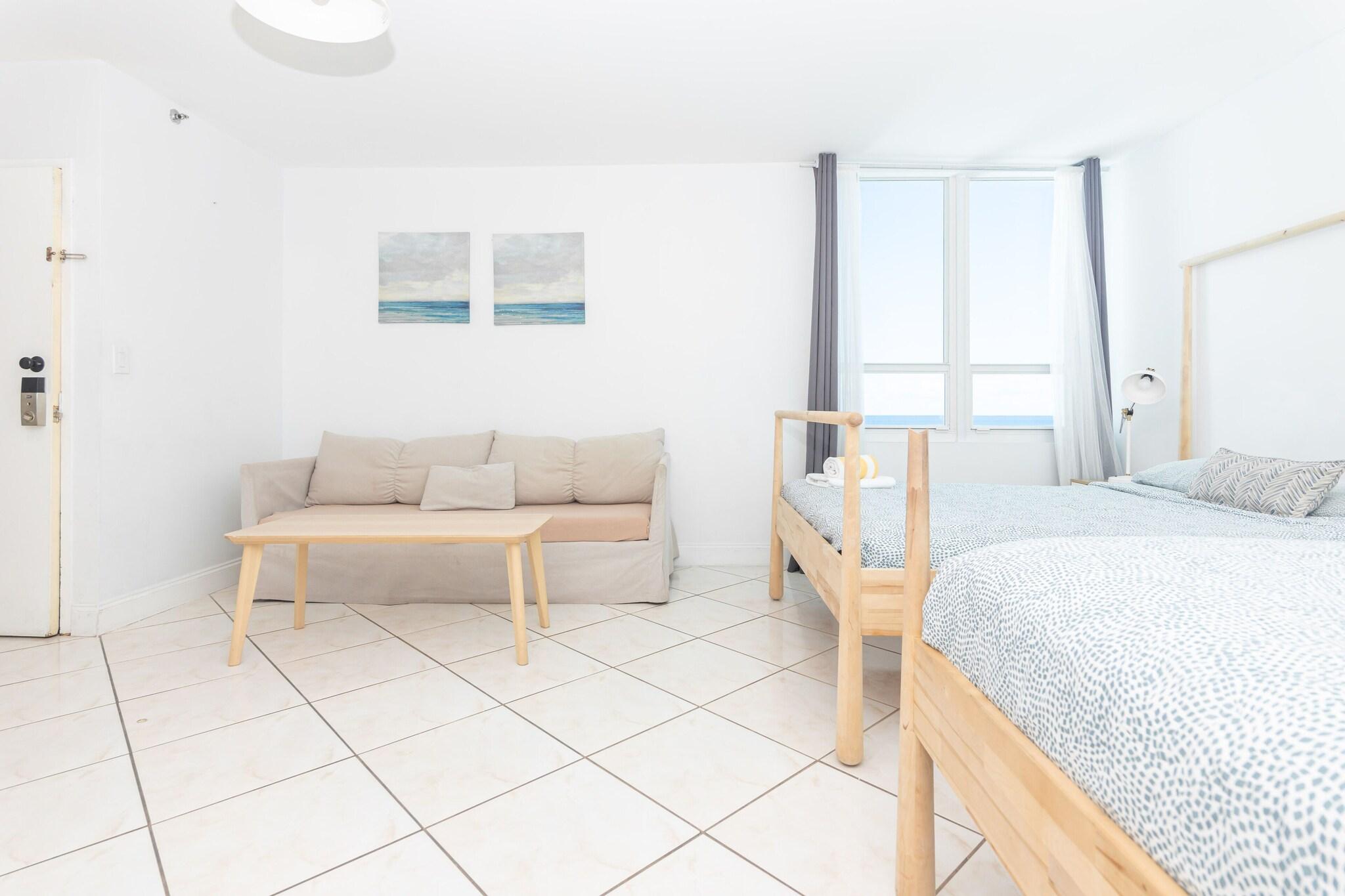 Studio Deluxe Queen Bed