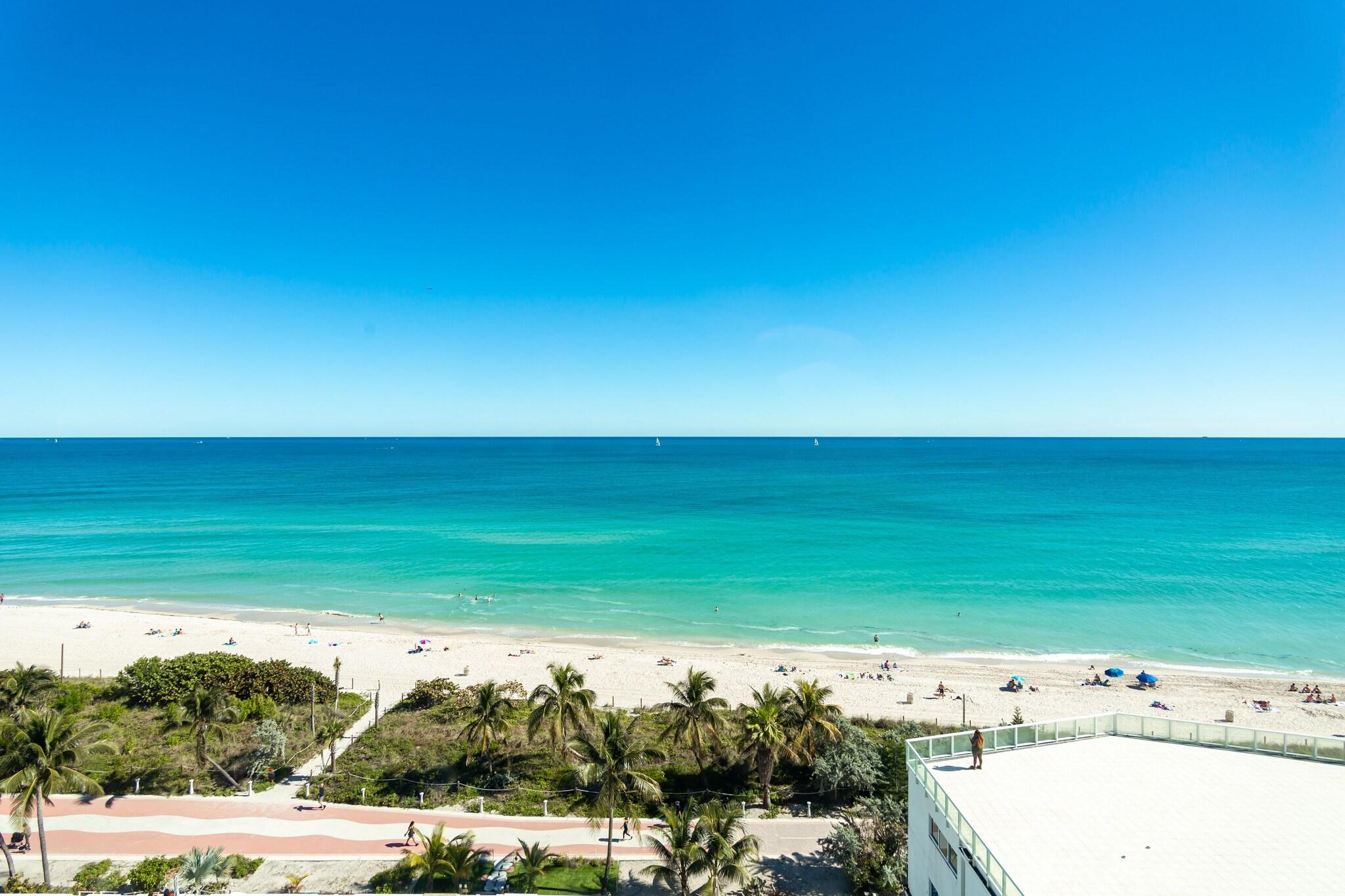 Studio Deluxe Queen Bed